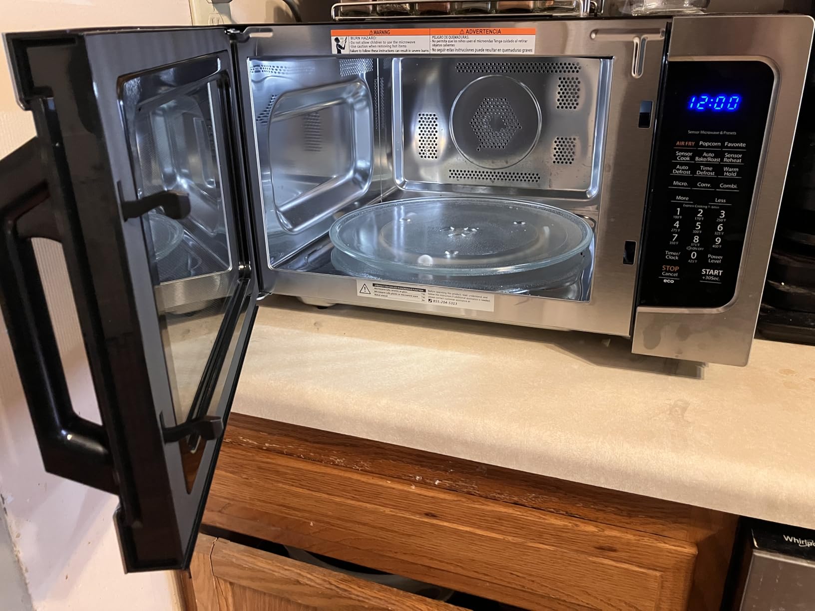 Toshiba Air Fryer Combo 4-in-1 Countertop Microwave Oven, Smart Sensor, Convection, Mute Function, Position Memory 13.6