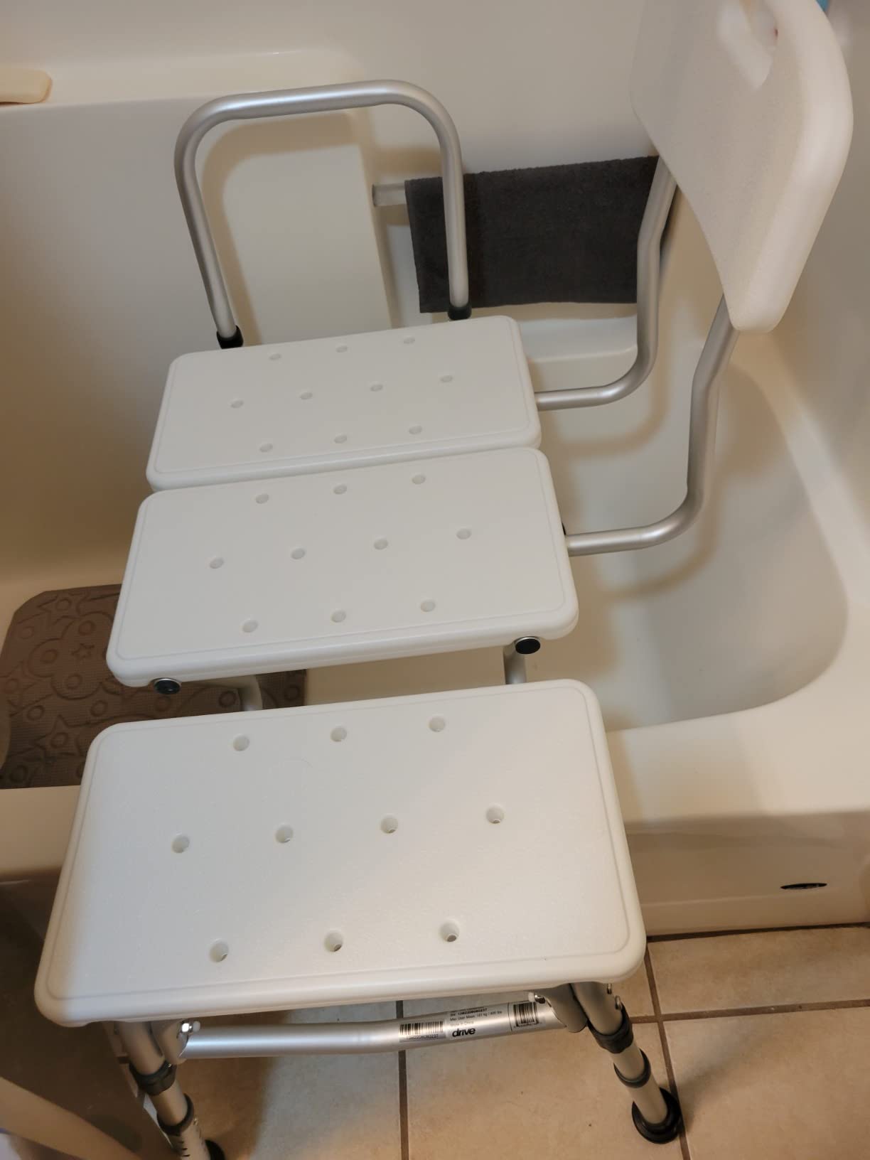 Drive Medical Splash Defense Tub Transfer Bench for Bathtub - U-Shaped Shower Curtain Guard - Adjustable Height - Reversible Design - 400 Lb Capacity - Safe Bathing Aid - White customer photo 1