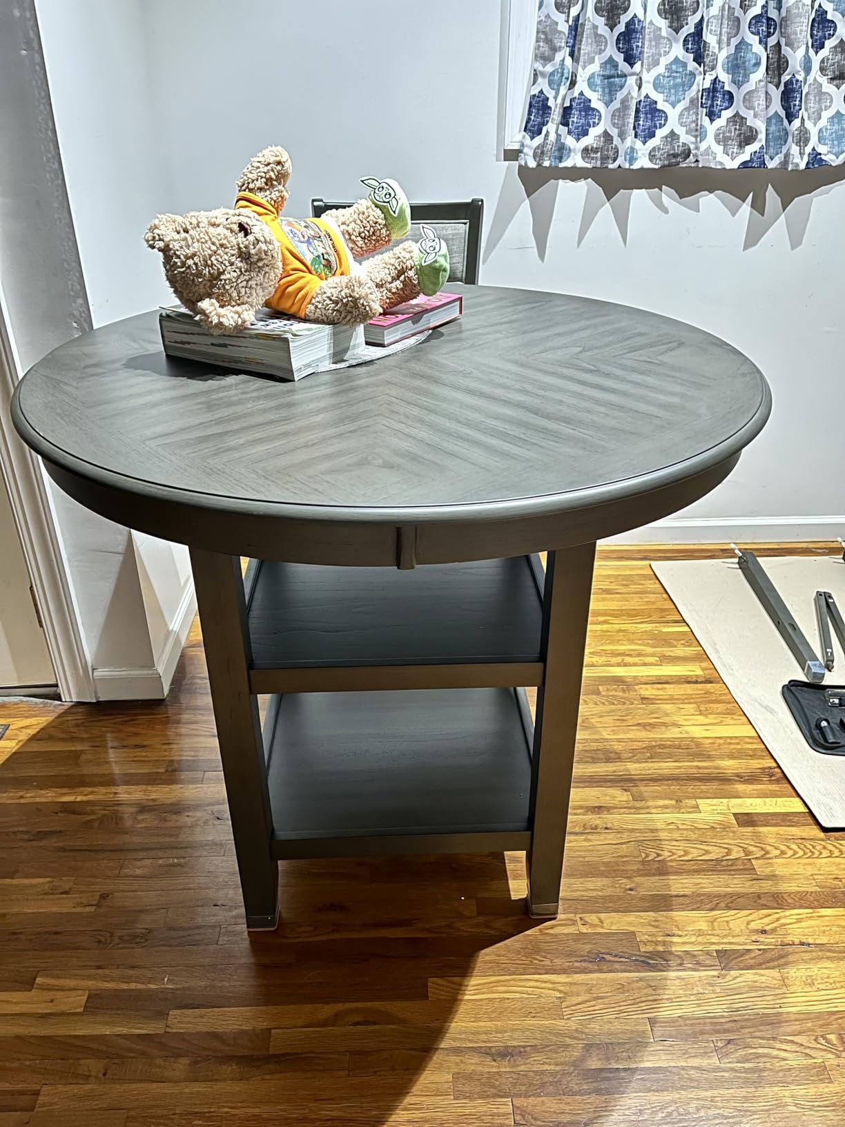 New Classic Furniture Mitchell 5-Piece Counter Set with 1 Table and 4 Chairs, Cherry Brown customer photo 2