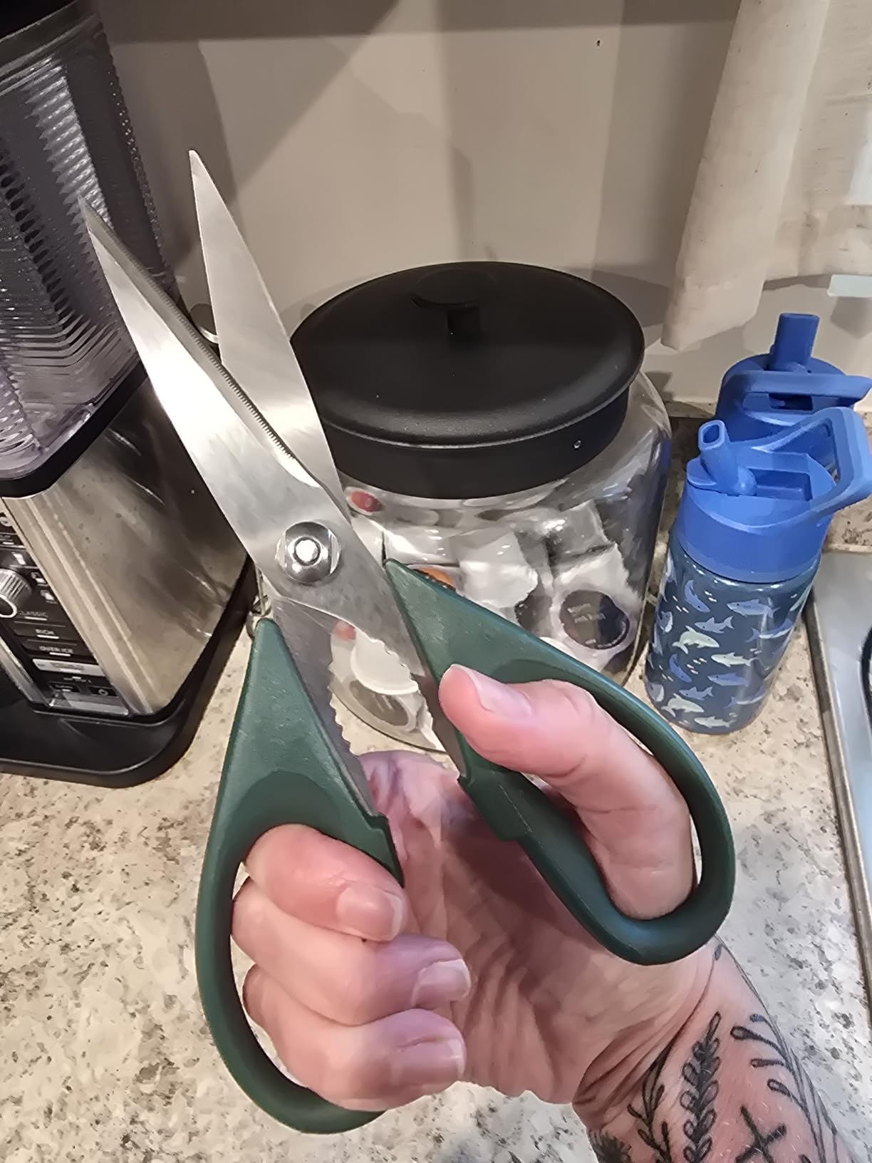 iBayam Kitchen Scissors Shears All Purpose Heavy Duty, Protective Sheath | 2-Pack, Ultra-Sharp Stainless Blades, Soft Comfort-Grip, Dishwasher Safe, Cutting Food Cooking Meat Poultry Kitchen Utensils customer photo 2