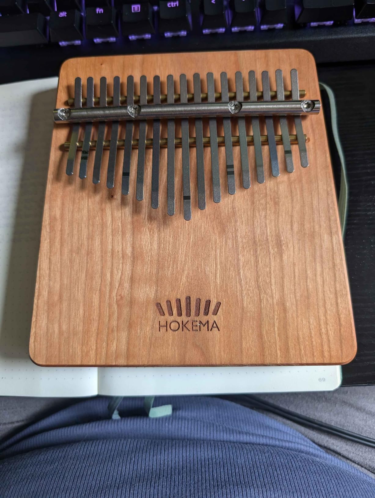 Hokema Kalimba B17 C Major - The Original Handmade in Germany - Thumb Piano - Easy to Learn Musical Instrument - Perfect for Beginners and Professionals customer photo 2