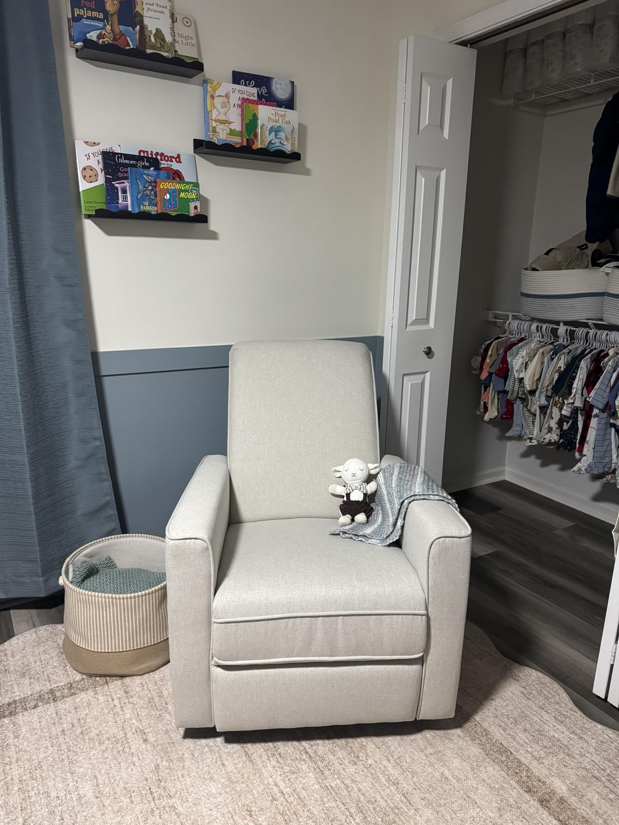 Evolur Raleigh Upholstered Manual Glider Recliner- Rocking & 360° Swivel with Smooth Glide - Greenguard Gold & FSC Certified - Modern Nursery and Living Room Chair in Light Grey customer photo 1