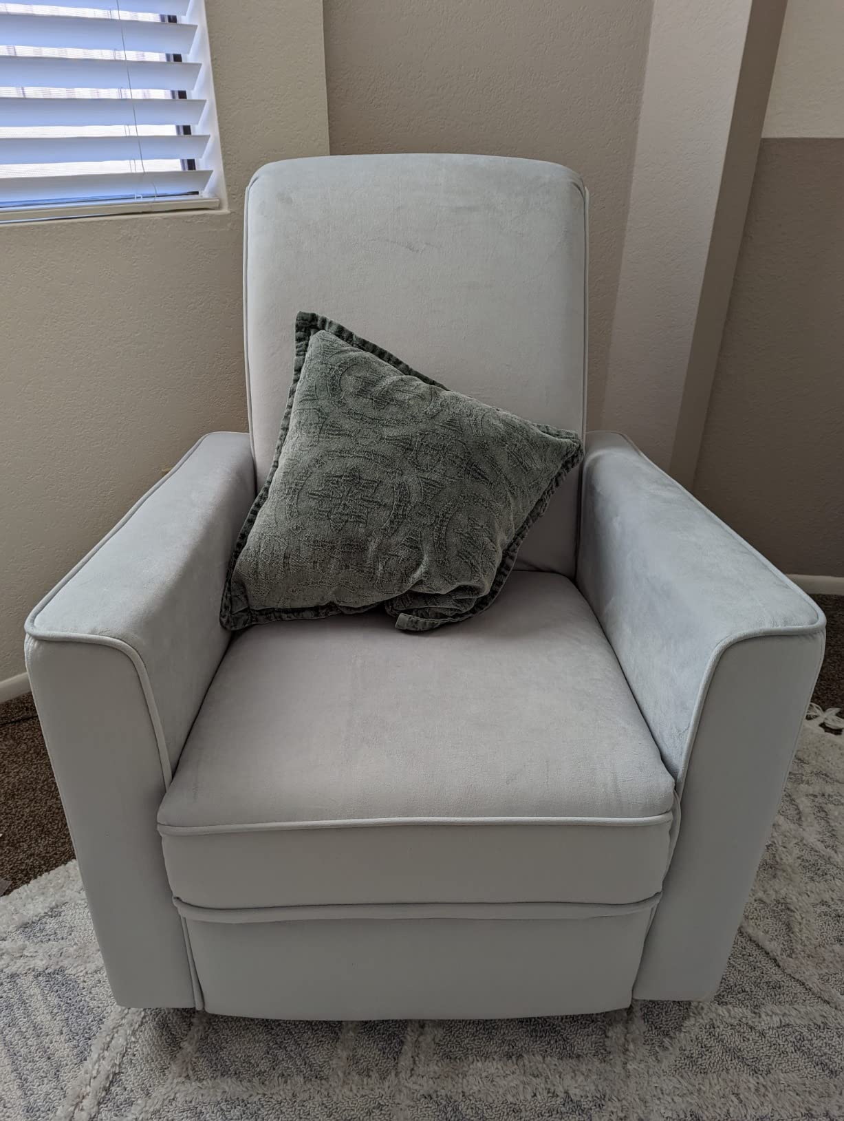 evolur Harlow Upholstered Power Glider Recliner with USB Charging - Rocking & 275° Swivel with Smooth Glide - Greenguard Gold & FSC Certified - Modern Nursery and Living Room Chair in Light Grey customer photo 1
