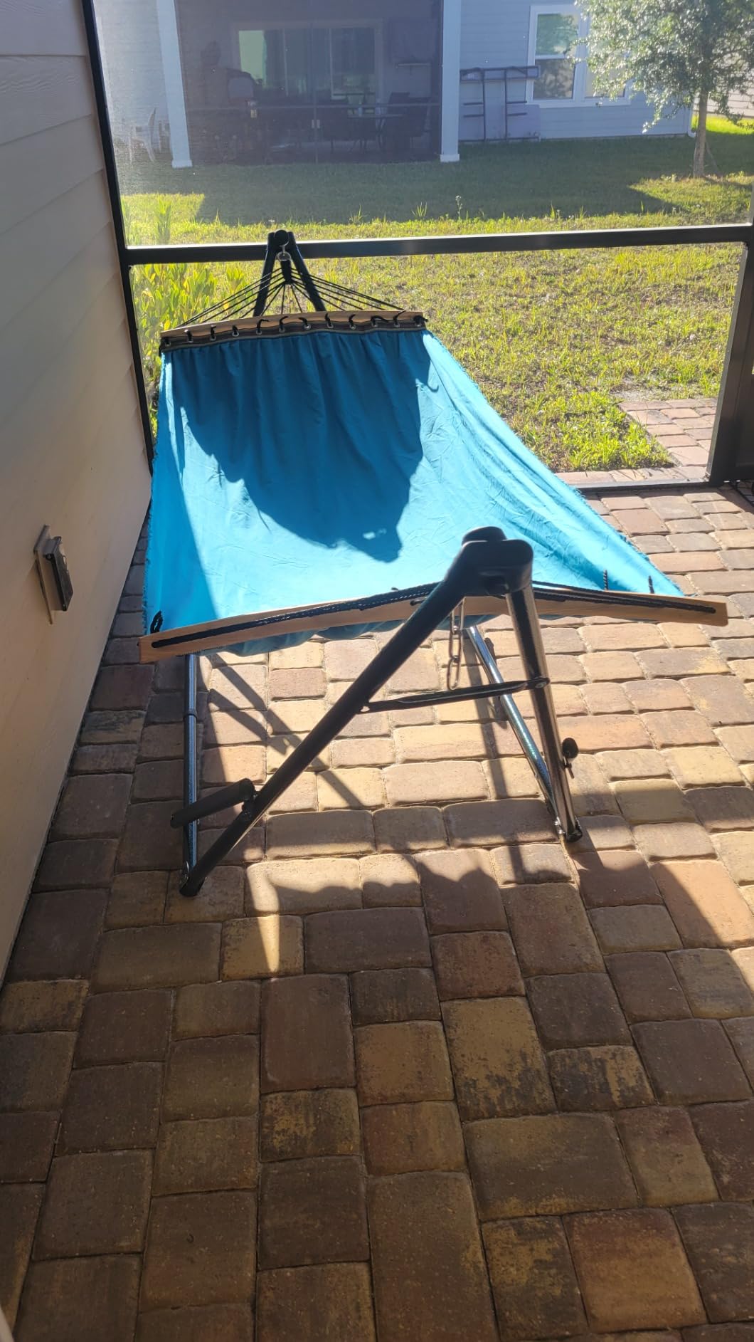 Tranquillo Universal Hammock Stand 600 lbs Capacity, Instant 20s Foldable, 3-Year Warranty Hammock with Stand, 2 Person Camping Revolutionary Portable No Screws, Premium Hammocks, Black | Black Finish, 2-Person Capacity, Polyester Mesh Net, Carry Bag Included, Tool-Free Setup, 39.3 in Height customer photo 2