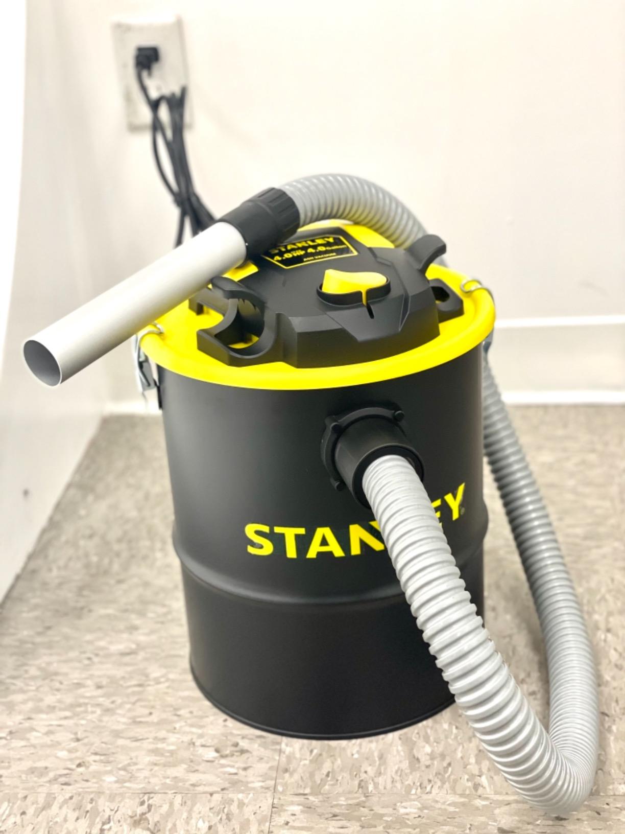 STANLEY Ash Vacuum Cleaner, Portable 4 Gallon Capacity Ash Vac Canister, Powerful 4 Peak HP Horsepower Motor, Ideal for Pellet Stoves, BBQ Grills, Wood Stoves, Fireplaces, Fire Pits, SL-18184 customer photo 2