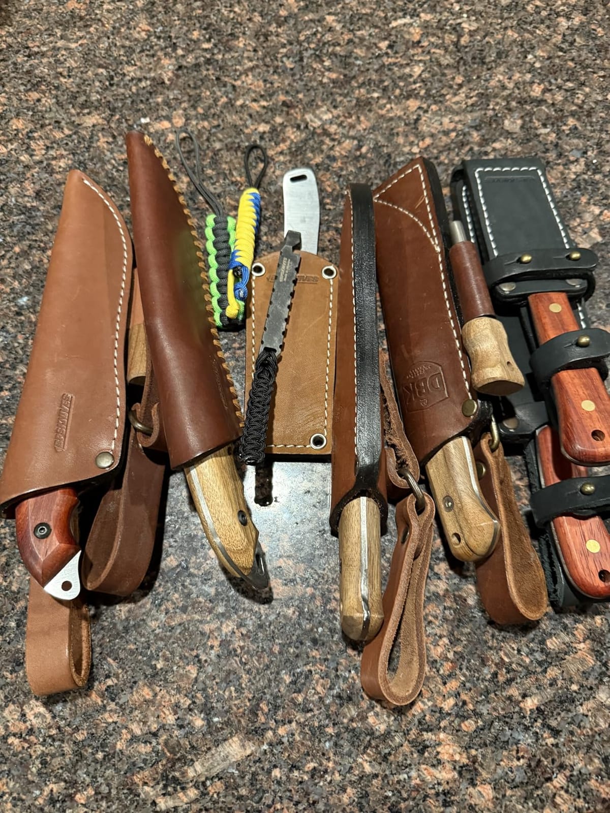 BPSKNIVES Adventurer - Bushcraft Knife - Fixed-Blade Carbon Steel Knife with Leather Sheath and Firestarter - Outdoor Full Tang Knives - Camping Knives - Survival Tactical Camp Knives customer photo 1