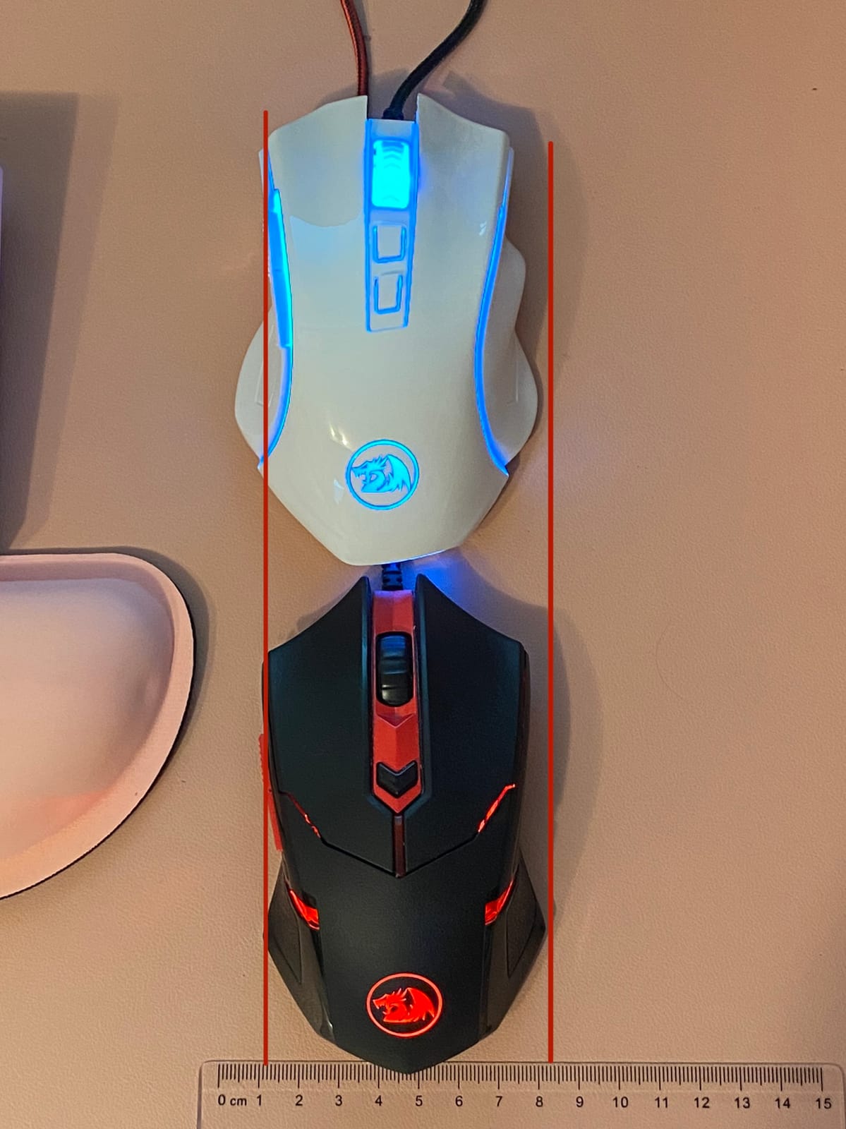 Redragon M602 Griffin RGB Gaming Mouse, Tri-Mode 2.4G/USB-C/Bluetooth Mouse Gaming, RGB Spectrum Backlit Ergonomic Mouse with 7 Programmable Backlight Modes up to 8000 DPI for Win PC Gamers (Wireless) customer photo 2