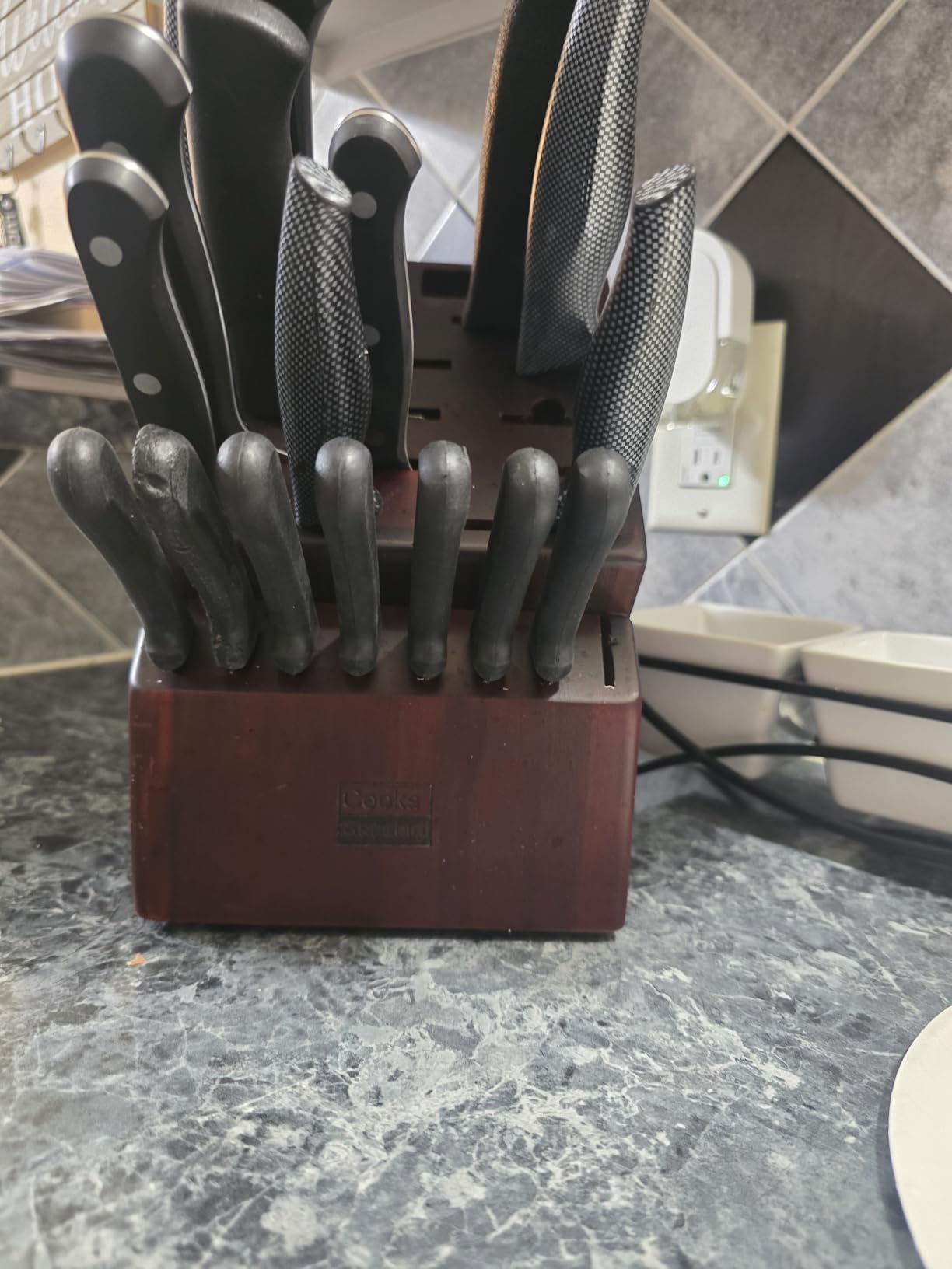 Cooks Standard Cutlery Block Holder without Knives, X-Large Universal Countertop Butcher Block Kitchen Knife Stand for Easy Kitchen Storage, Made of Natural Acacia Wood, 25 Slot customer photo 2