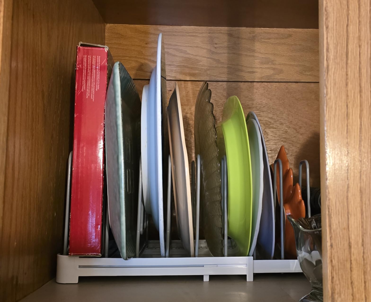 EVERIE Adjustable Cabinet Organizer for Pot Lids, Bakeware, Cookie Sheets & Cutting Boards, Upright Storage Rack for Kitchen Cabinet, Stable Dividers, 9.7