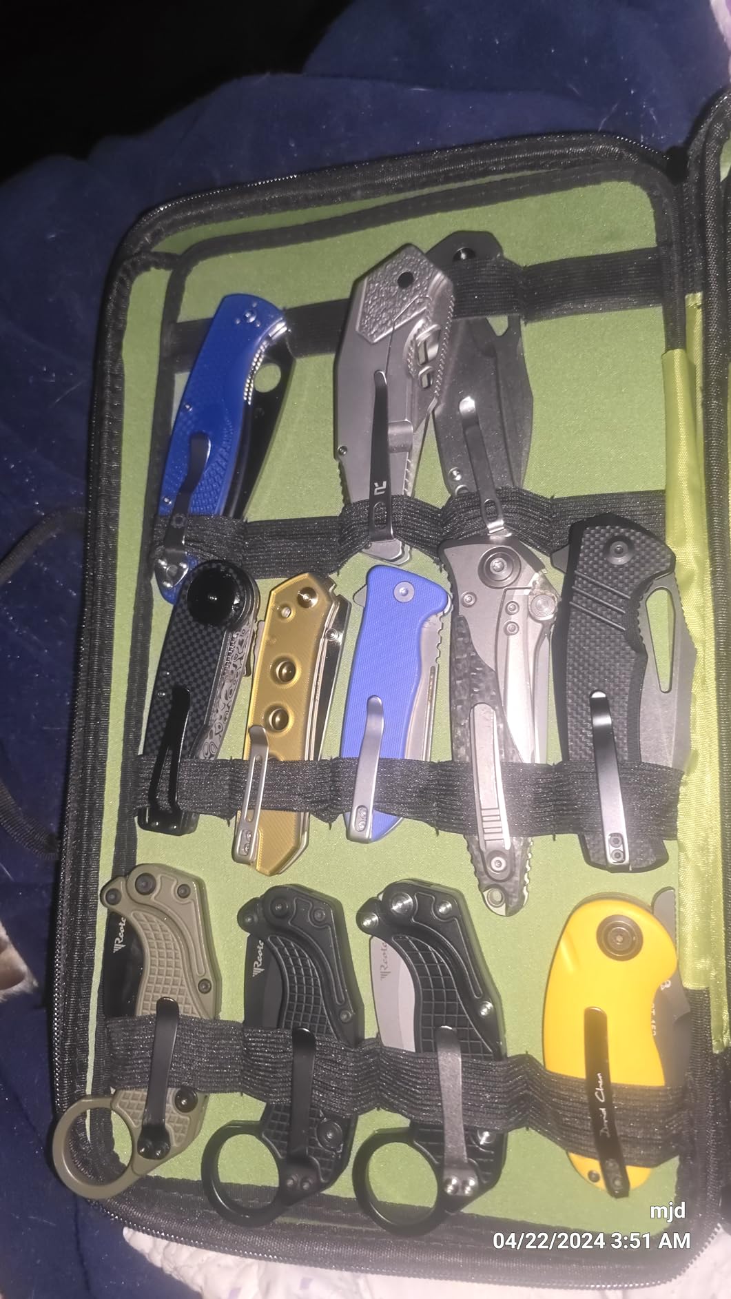 GWCASE 66+ Pocket Knife Storage Case for Folding Knives, Butterfly Knives | 88 Elastic Slots in Four Sizes, Hard EVA Protection for EDC Collectors, Fishing, Home Display, Camping and Travel, Black customer photo 2