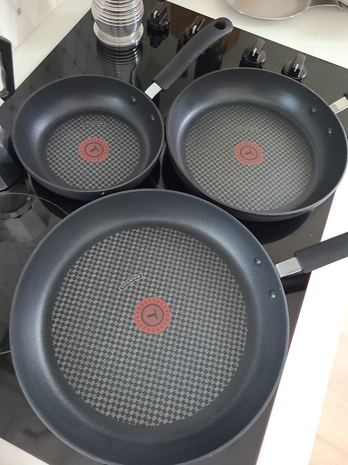 T-Fal Ultimate Hard Anodized Nonstick Fry Pan Set 3 Piece: 8, 10.25, & 12 Inch, Oven Broiler Safe 400F, Dishwasher Safe, Onyx customer photo 1
