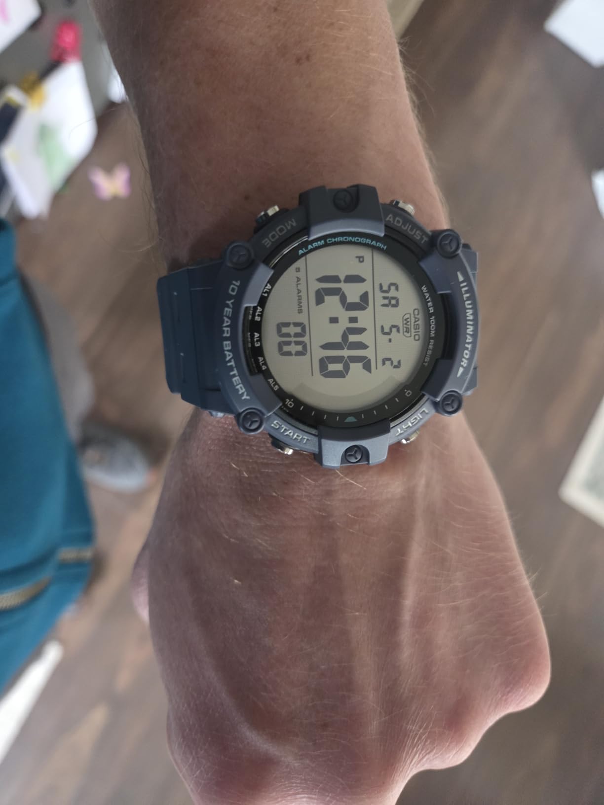 Illuminator AE1500WH Series | 10-Year Battery | LED Backlight | 5-Alarms | 1/100 Sec Stopwatch | Men's Digital Watch customer photo 1