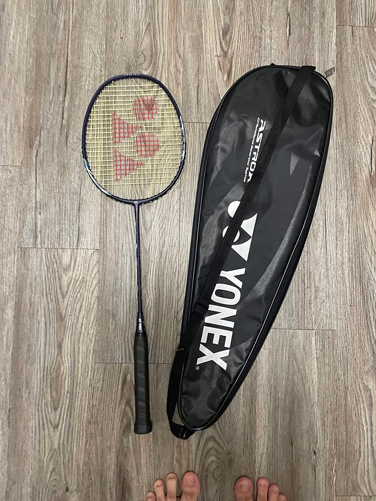 YONEX Astrox Smash Badminton Racket, Black/red customer photo 1