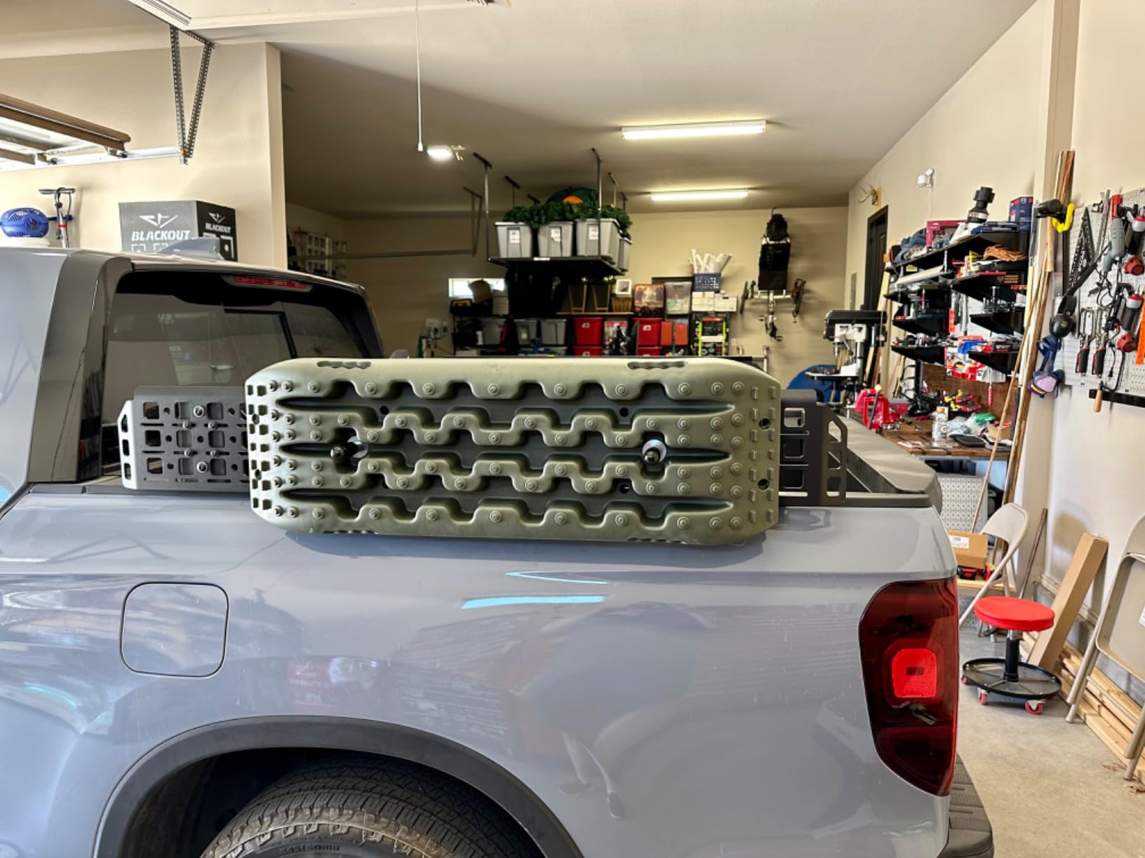Traction Boards Recovery Tracks Tire Ladder 4WD Recovery Mat for 4X4 Offroad Sand Snow Mud Track (Olive) customer photo 2