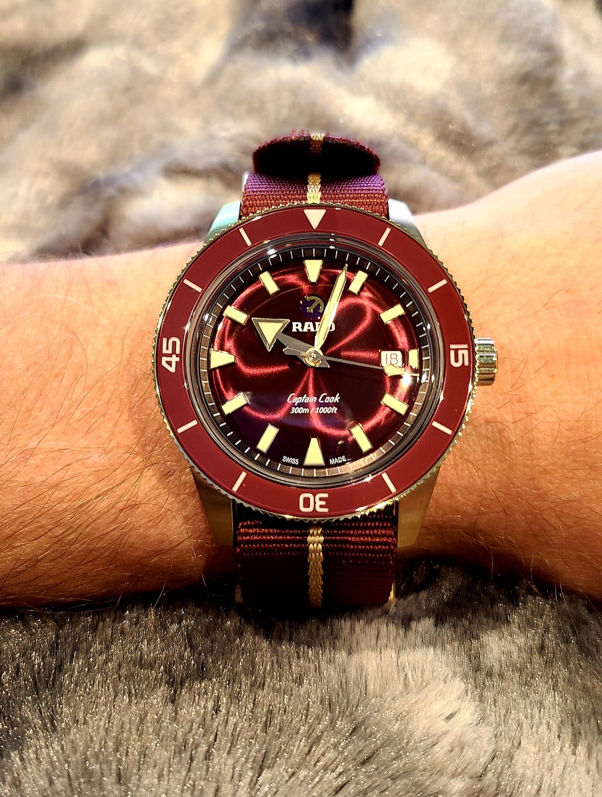 Captain Cook Automatic Bronze Fabric Bracelet customer photo 1