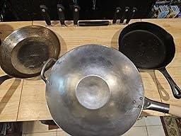 Craft Wok Flat Hand Hammered Carbon Steel Pow Wok with Wooden and Steel Helper Handle (14 Inch, Flat Bottom) / 731W316 customer photo 2