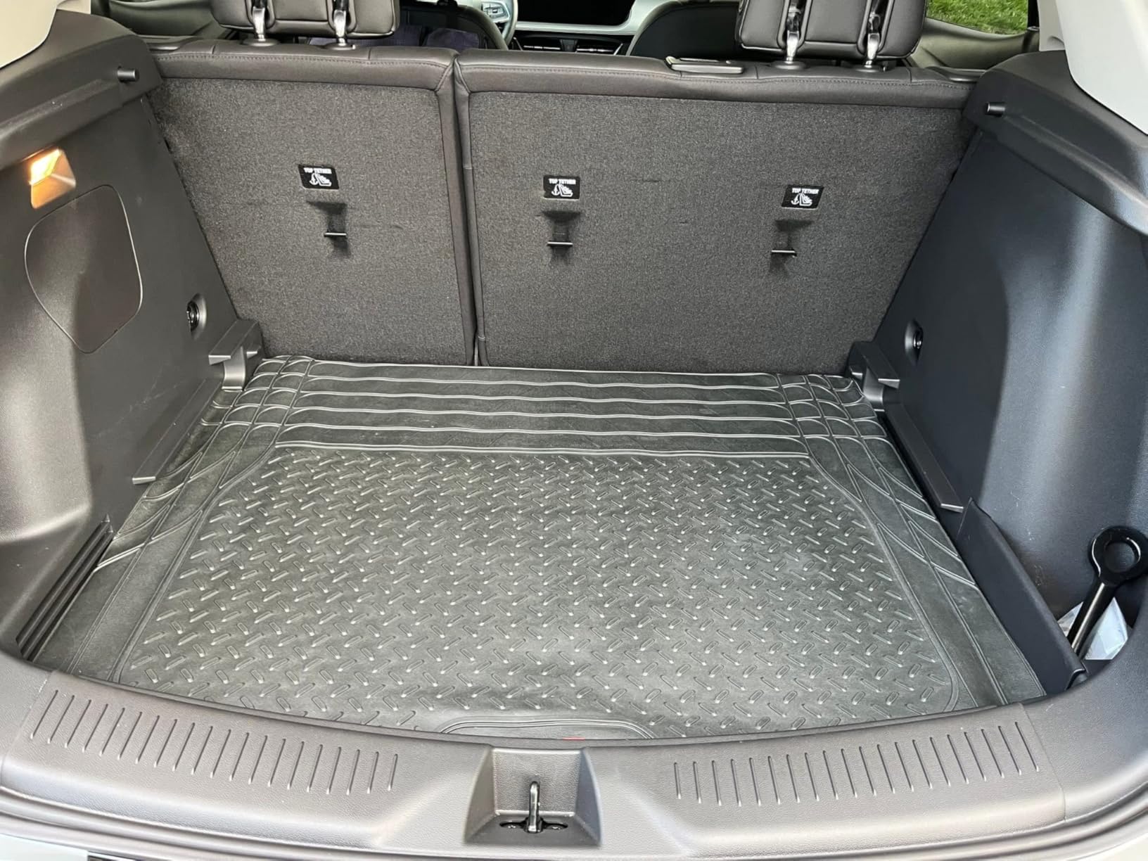 MotorTrend FlexTough SUV Cargo Liner & Car Trunk Mat - Universal Trim-To-Fit All Weather Cargo Mats for Back of SUV - SUV Trunk Mat & Trunk Liner Floor Mat Cargo Cover - Trunk Cover 47.5