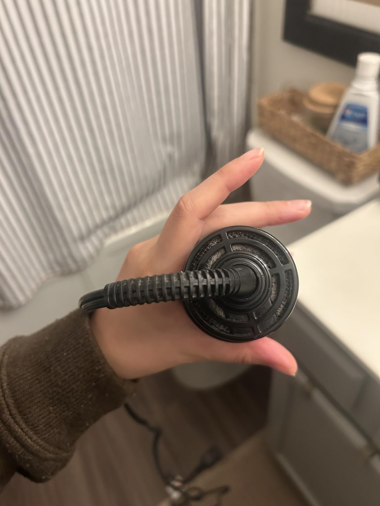 REVLON One-Step Volumizer Plus Hair Dryer and Styler | More Volume, Less Damage, and More Styling Control for Easy and Fast Salon-Style Blowouts, Plus Travel Friendly (Black) customer photo 1