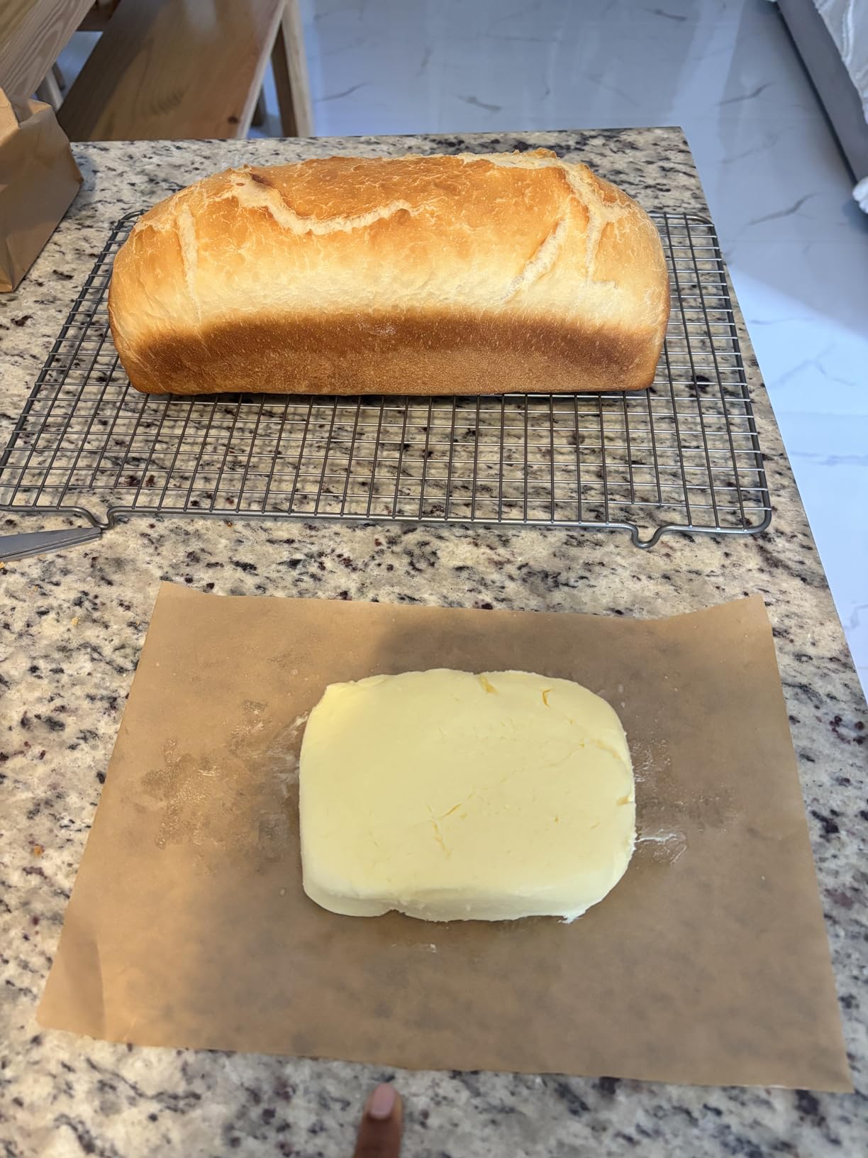 Pullman Loaf Pan with Lid, Aluminized Steel 1 Lb Nonstick Sandwich Bread Pan for Homemade Bread, 8.4x4.8 Inch Professional Rectangular Loaf Pan with Dough Scraper and Cutter customer photo 1