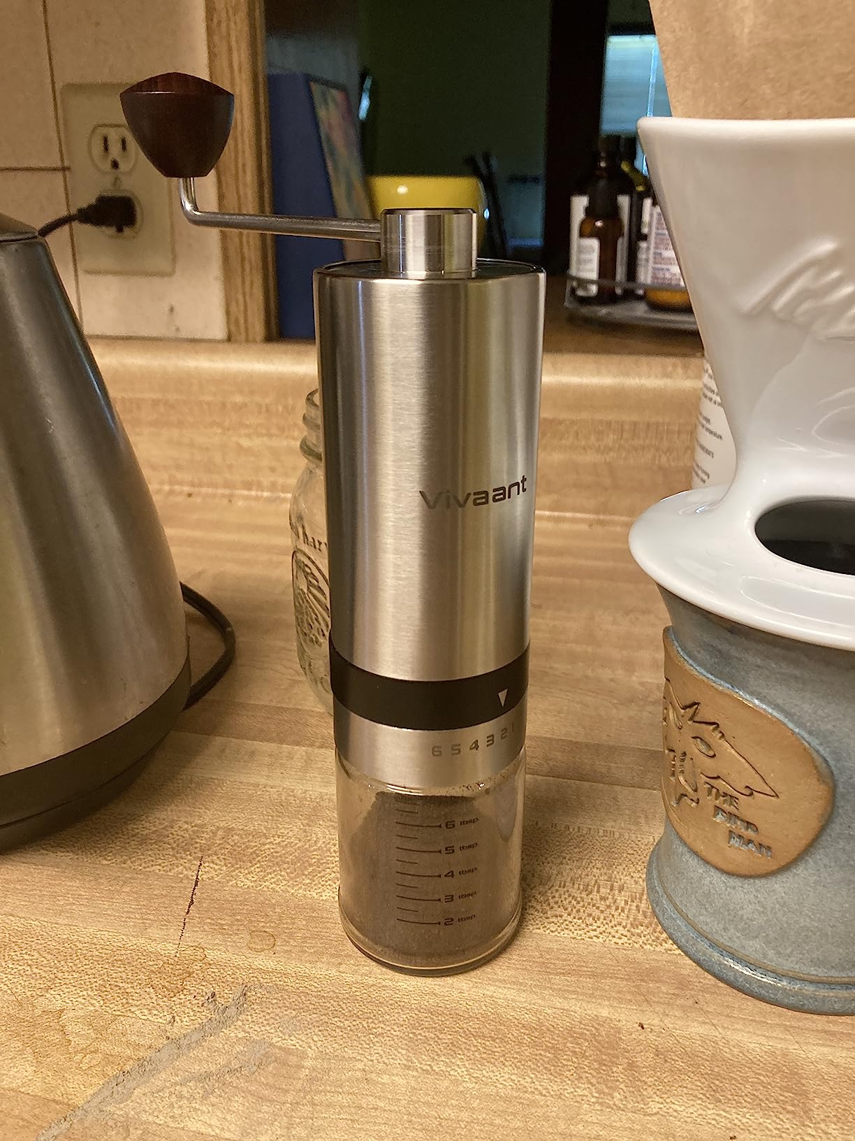 Vivaant Manual Coffee Grinder Hand Crank, Stainless Steel Conical Burr Mill | Portable Coffee Bean Grinder for Espresso & French Press, 6 Adjustable Settings, Travel Hand Grinder with Glass Jar customer photo 2