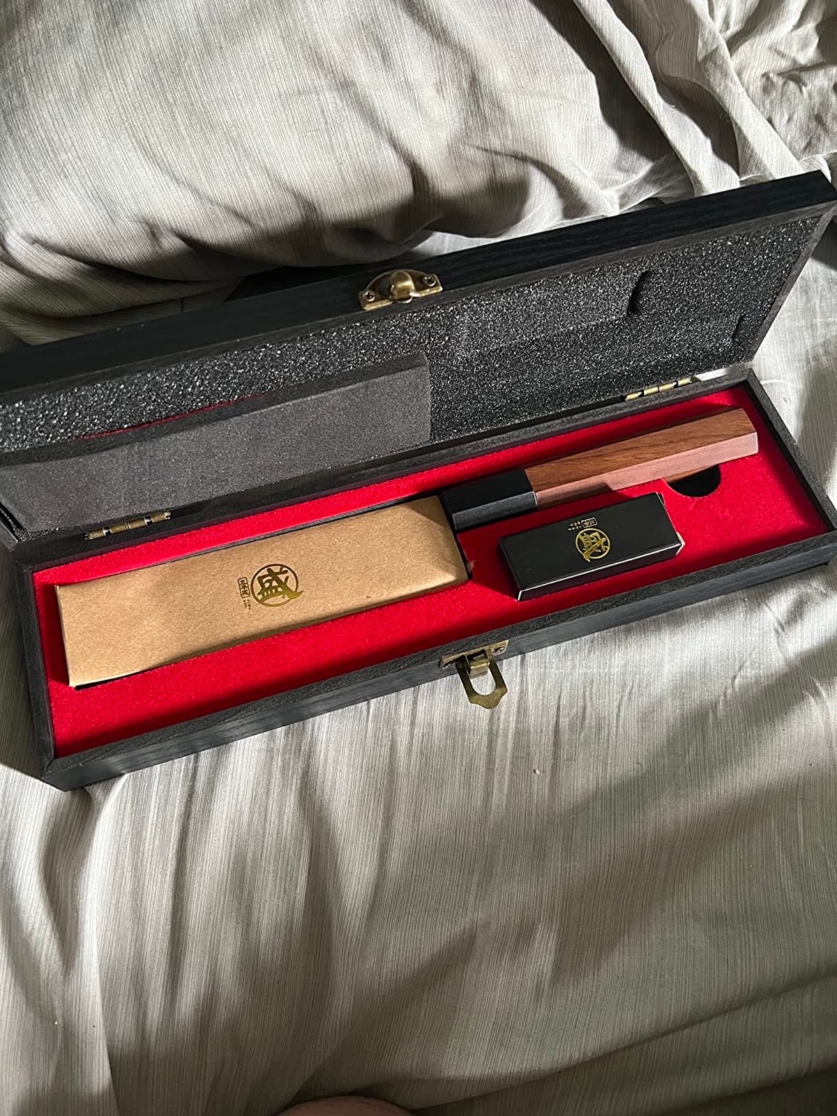 MITSUMOTO SAKARI 5.5-Inch Japanese Paring Knife, 3-layer 9Cr18MoV steel | Fruit Peeling and Trimming, Small Vegetable Prep, Petty Knife Control, Octagonal Rosewood Handle, Sandalwood Box customer photo 2