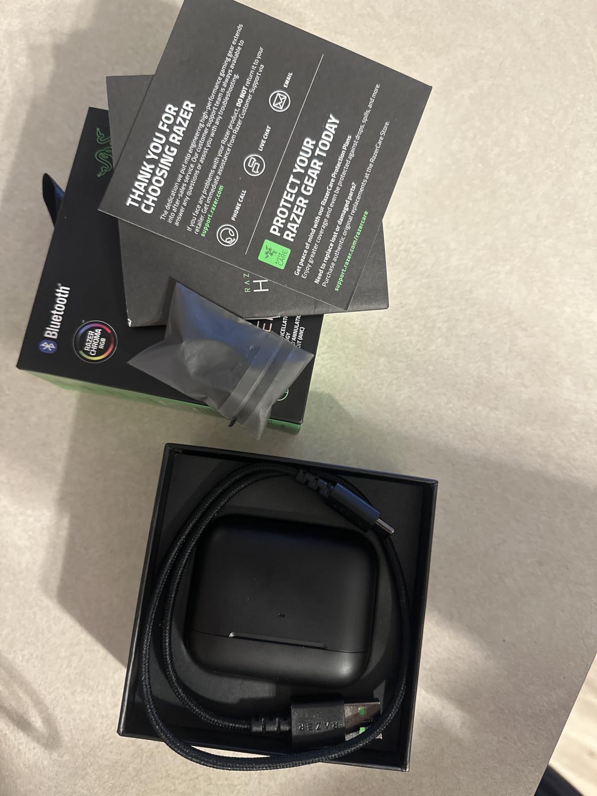 Razer Hammerhead True Wireless (2nd Gen) Bluetooth Gaming Earbuds: Chroma RGB Lighting -60ms Low-Latency- Active Noise Cancellation - Dual Environmental Noise Cancelling Microphones- Classic Black customer photo 2