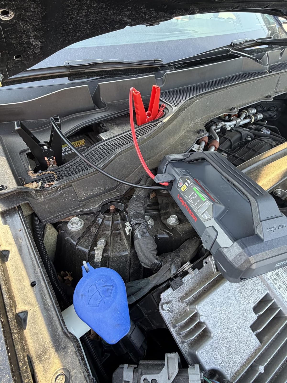 LOKITHOR JA300 Jump Starter with Air Compressor (7.0L Gas & 4.5L Diesel) | 1500A 12V Portable Jumper Box | 150PSI 35LPM Tire Inflator, Digital Display, Auto Shut-Off | 300-lumen LED | 24 Months Standby customer photo 1