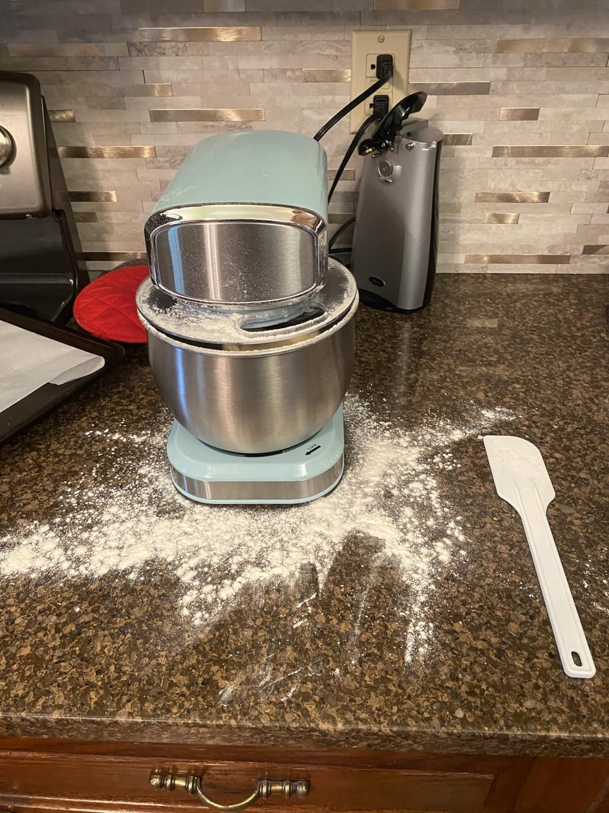 Kitchen in the box Stand Mixer, 3.2Qt Small Electric Food Mixer, 6 Speeds Portable Lightweight Kitchen Mixer for Daily Use with Egg Whisk, Dough Hook, Flat Beater customer photo 2