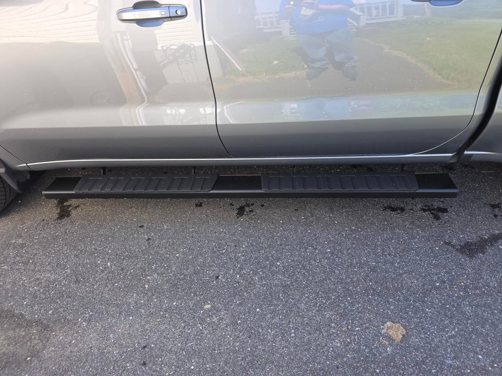 COMNOVA 6 Inches Running Boards Compatible with 2015-2026 Chevrolet Colorado/GMC Canyon Crew Cab, Running Boards & Steps for Colorado (Black) customer photo 2