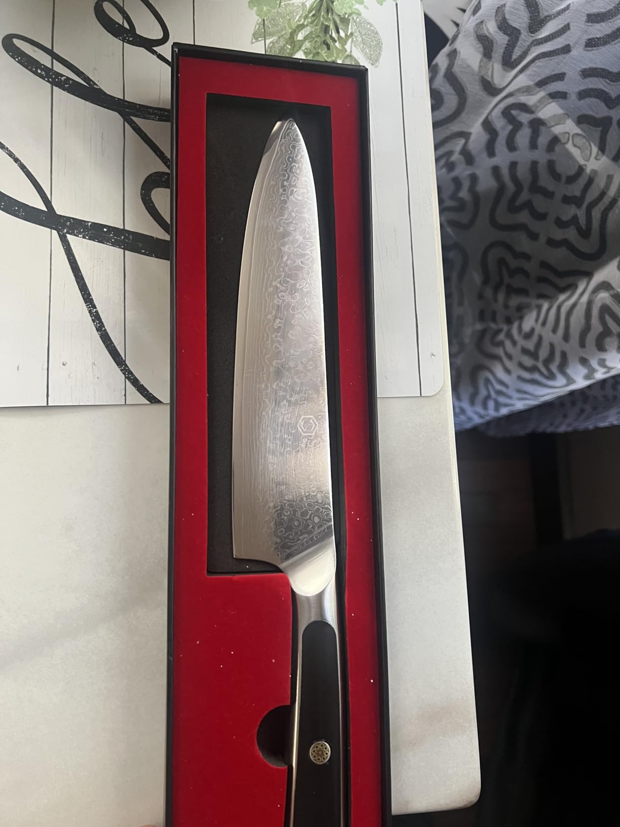 Sunnecko 8 Inch Japanese Damascus Chef Knife - Ultra Sharp VG10 Steel | 10-12 Degree Edge 67 Layers Kitchen Cooking Knives for Meat, Vegetable Fruit, Full Tang, Camping BBQ Gifts for Men customer photo 1