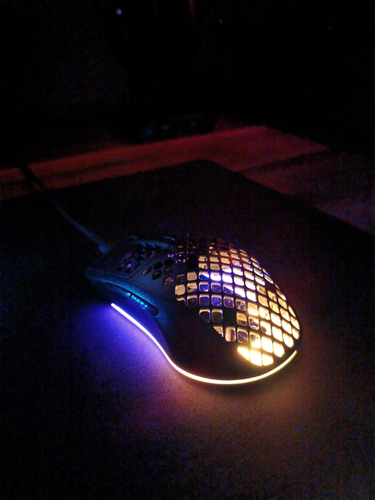 SteelSeries Aerox 3 - Holey RGB Gaming Mouse - Ultra-lightweight Water Resistant Design - 8,500 DPI TrueMove Core Optical Sensor - Onyx customer photo 1
