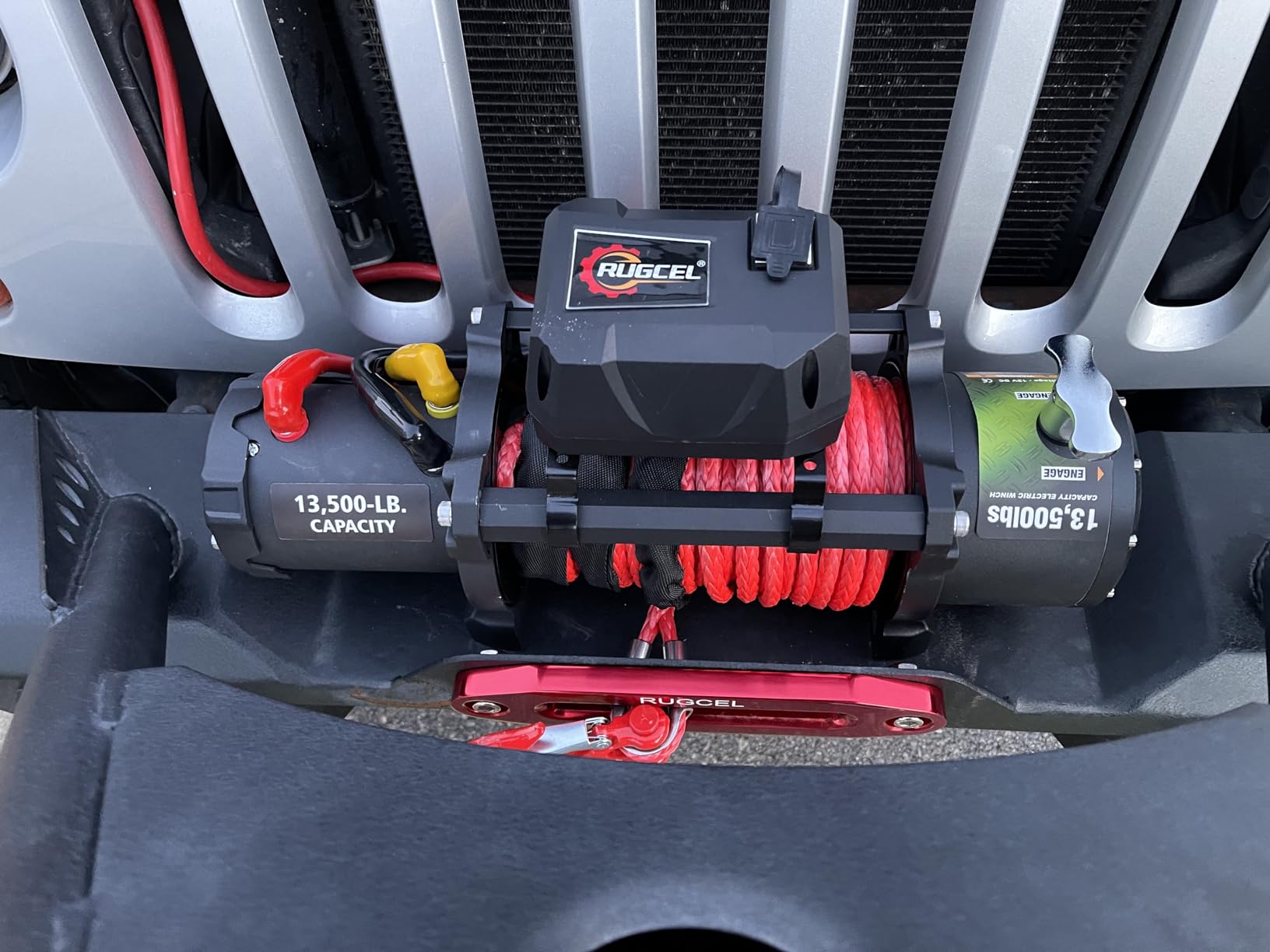 RUGCEL WINCH 13500lb Waterproof Electric Truck Winch 12V Synthetic Rope Winch with Hawse Fairlead,Wired Handle and 2 Wireless Remote,for Trailer and Wrangler in Car Lift customer photo 1