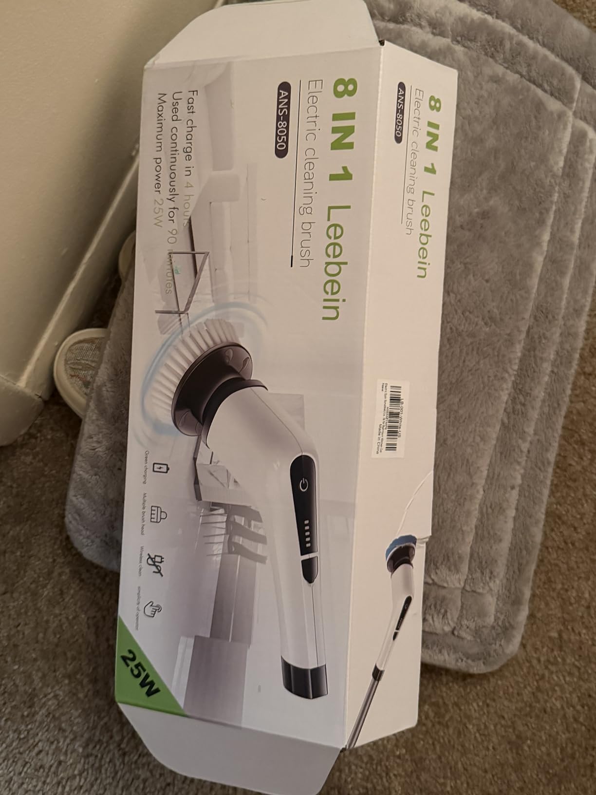 Leebein Electric Spin Scrubber, Cordless Cleaning Brush with 8 Replaceable Brush Heads, Tub and Floor Tile 360 Power Scrubber Dual Speed with Adjustable & Detachable Handle for Bathroom Kitchen Car customer photo 1