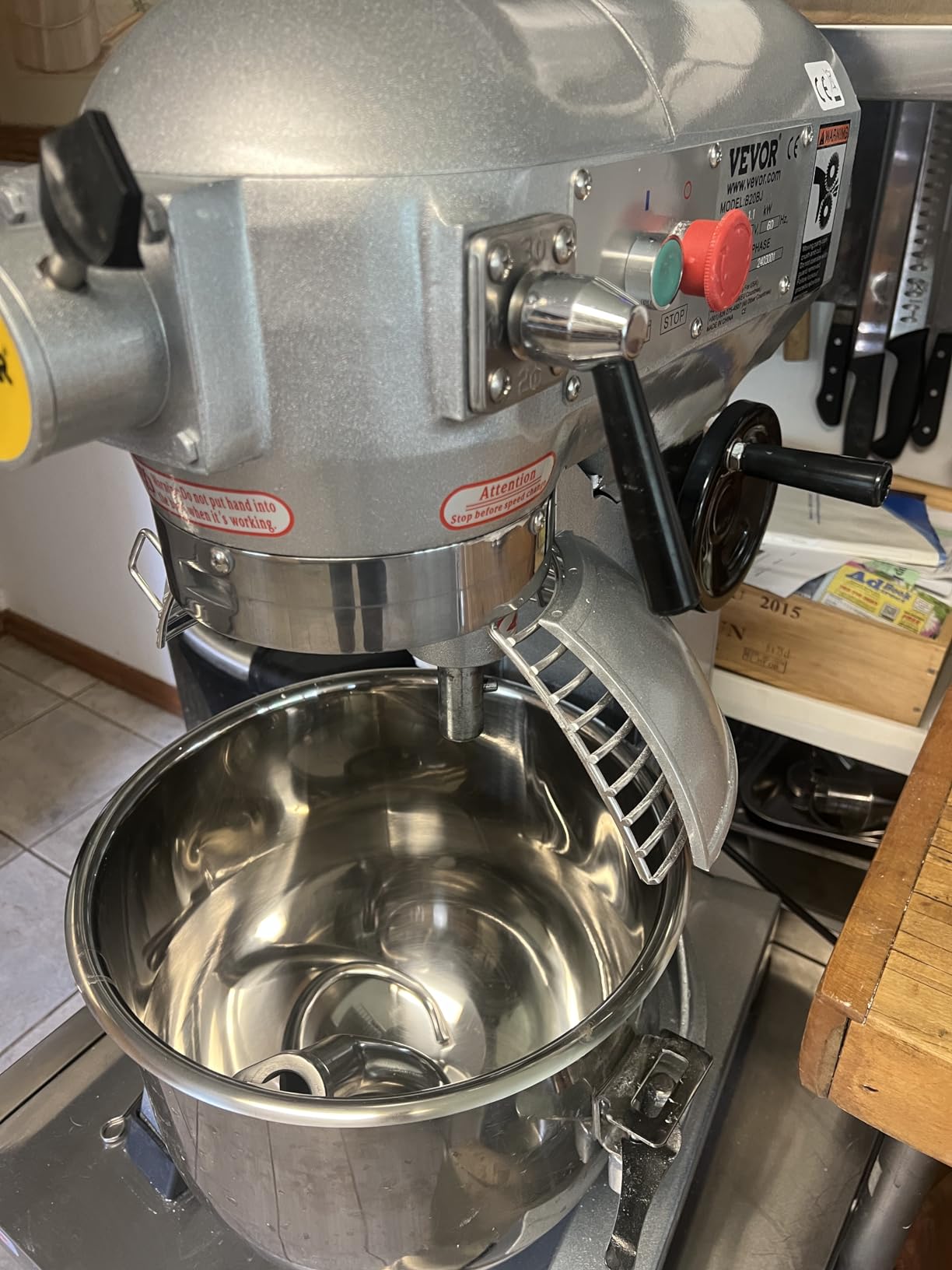 VEVOR Commercial Food Mixer, 8.5Qt Capacity, 450W Dual Rotating Dough Kneading Machine with Food-grade Stainless Steel Bowl, Security Shield & Timer Included, Baking Equipment for Restaurant Pizzeria customer photo 2