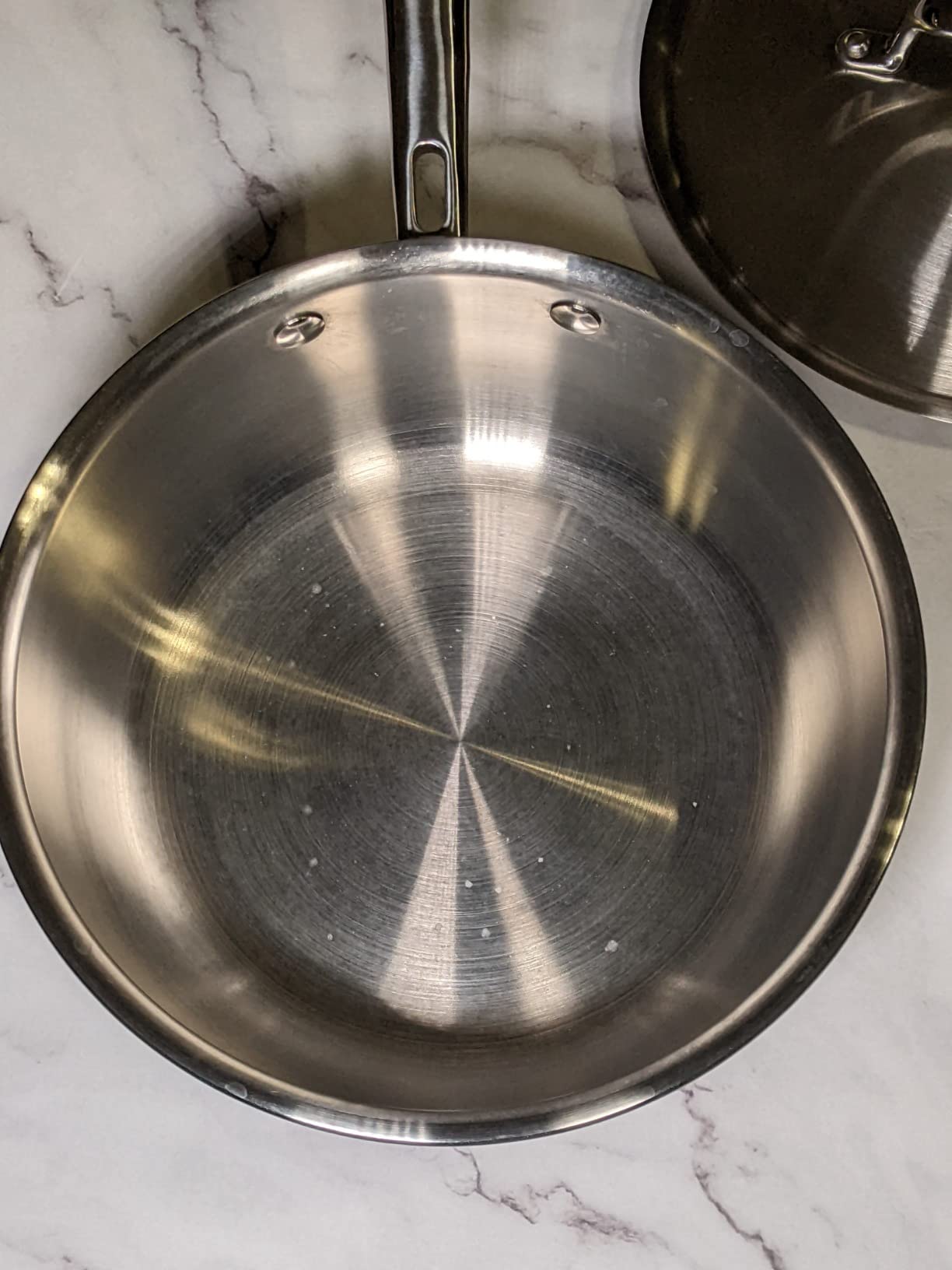Misen 5-Ply Stainless Steel Saucier with Lid - Induction-Compatible Pan with Curved Sides for Smooth Stirring - Oven Safe to 800F - 3 QT customer photo 2