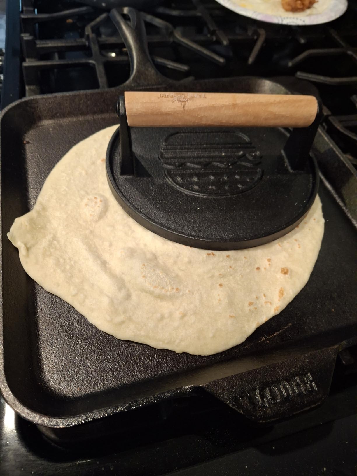 Lodge Pre-Seasoned Cast Iron Square Griddle, PFAS-Free, 11 Inches | Cast Iron for Pancakes, Eggs, Bacon & Grilling Favorites, Durable & Even Heat Distribution, Non-Toxic, Made in USA customer photo 2