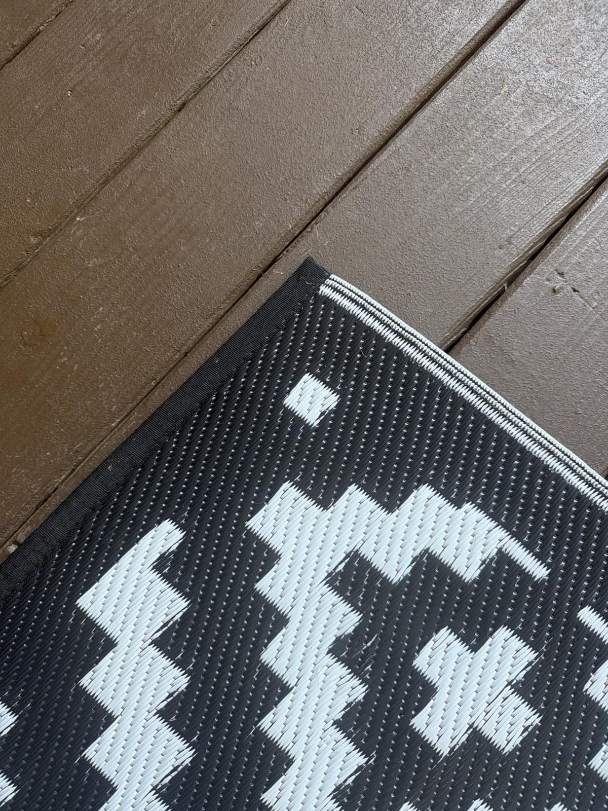 GENIMO Outdoor Rug for Patio Clearance,5'x8' Waterproof Mat,Reversible Plastic Camping Rugs,Rv,Porch,Deck,Camper,Balcony,Backyard,Black & Gray customer photo 1