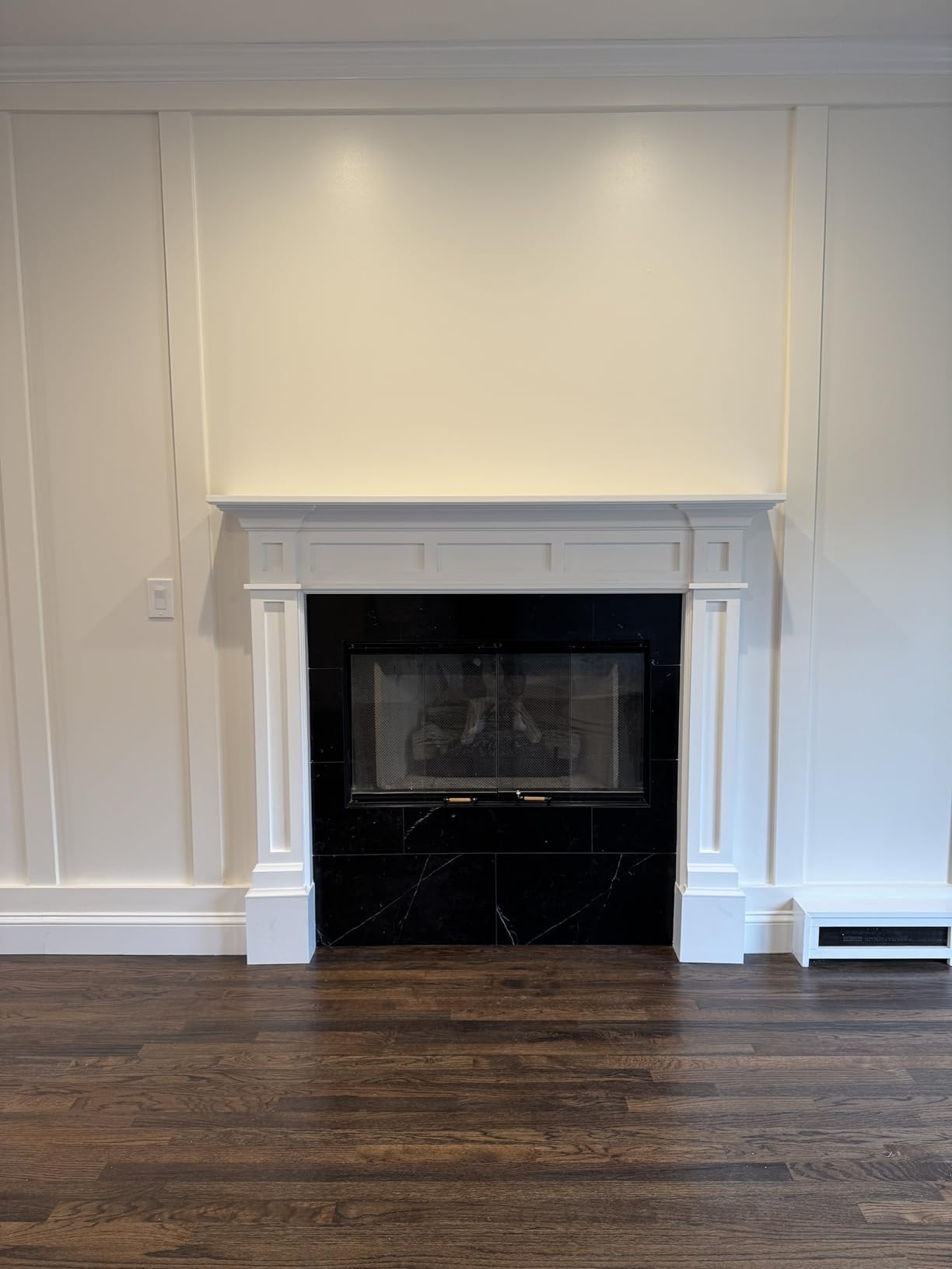 Pearl Mantels ARYB48515 Furniture for Your Fireplace, Premium Grade A MDF Mantel Surround, Crisp White Paint, Interior Opening 48