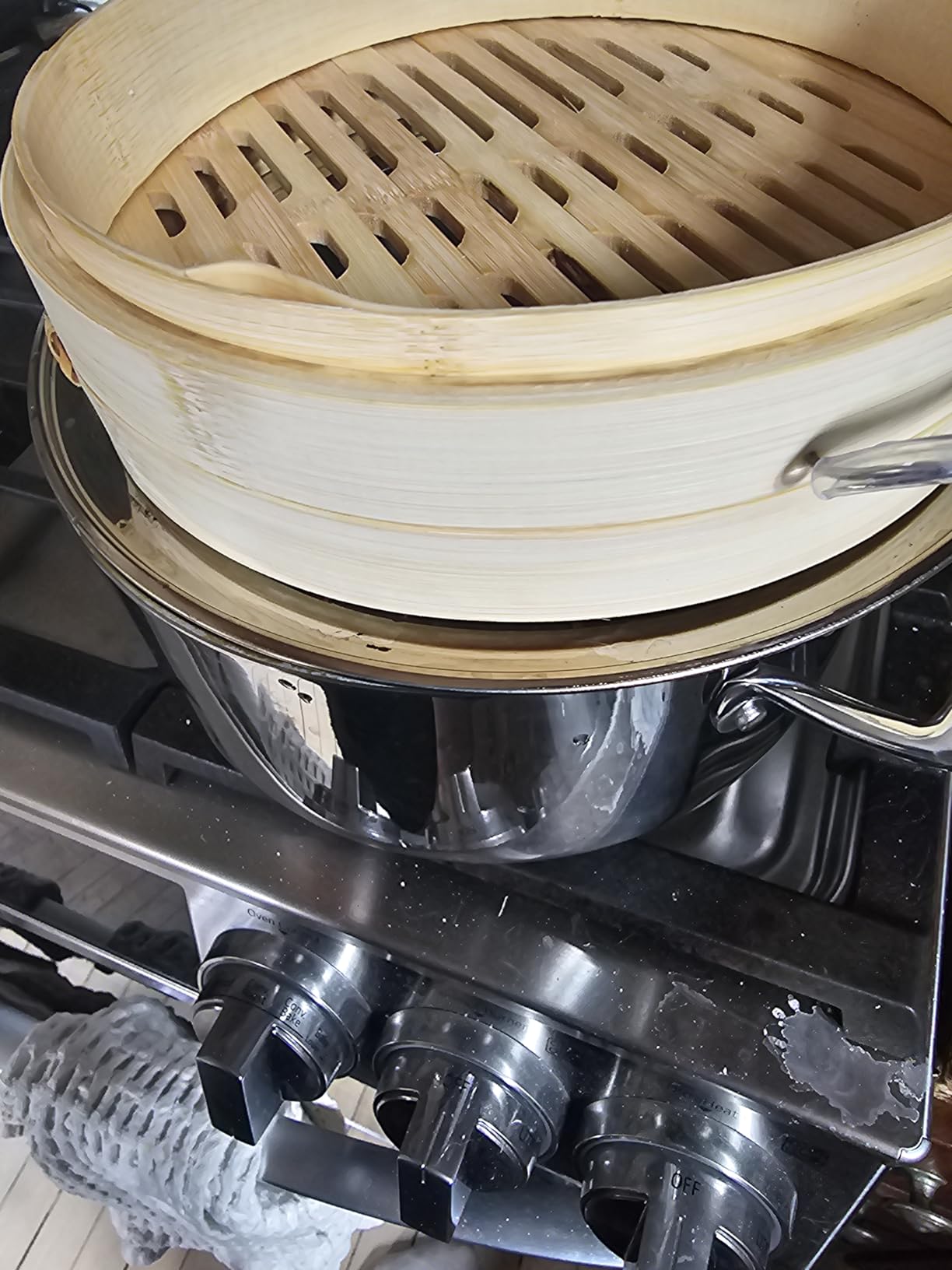 Bamboo Steamer 10 Inch 2 Tier Wooden Basket With Handle, Ring Adapter, Reusable Silicone Liner customer photo 2