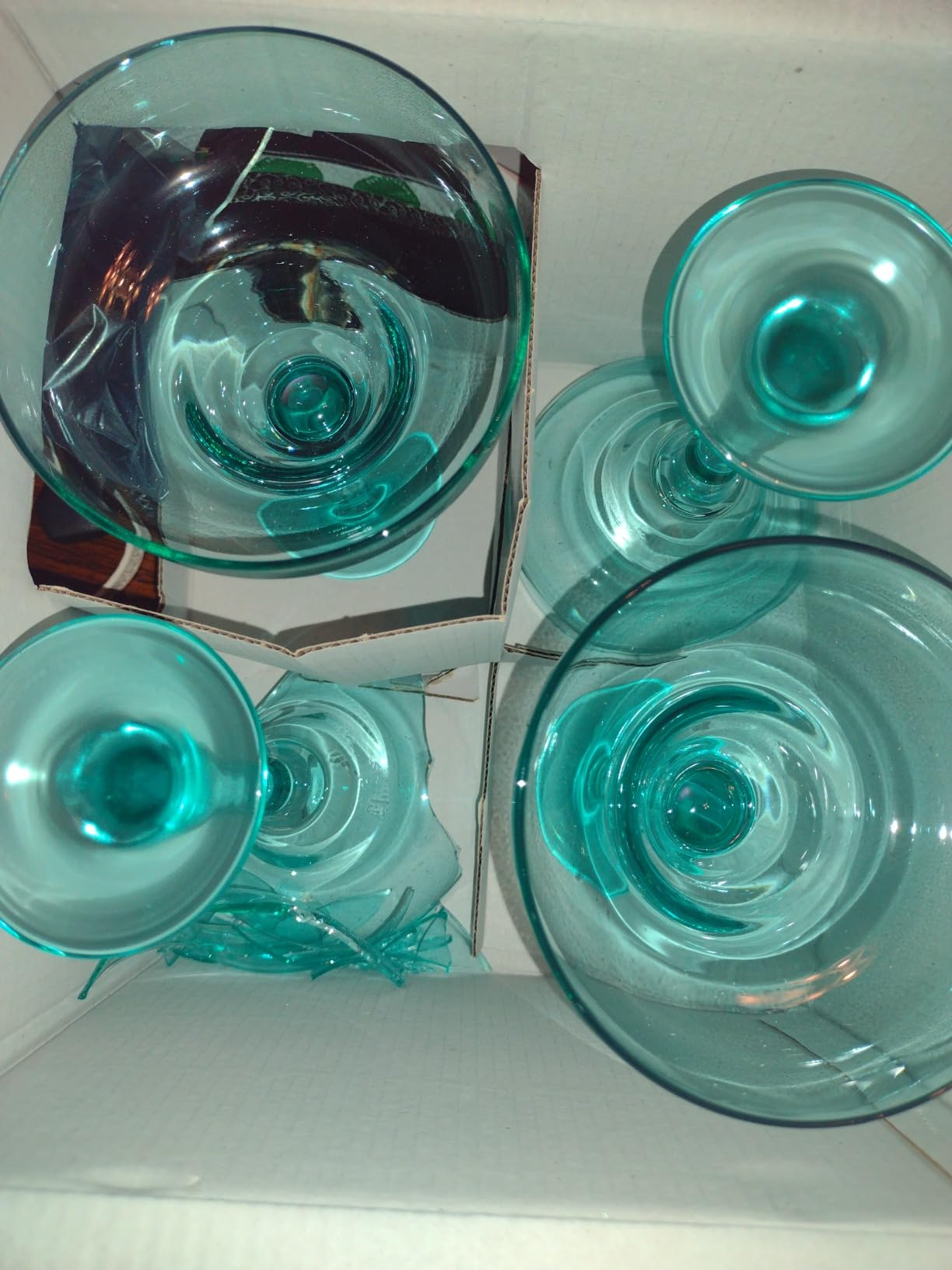 Glaver's Margarita Glasses Set Of 4, 10 oz. Bar Glasses for Cocktails, Martini, Margarita, Dessert, and Everyday Use Crystal Clear Classic Martini Glasses, Dishwasher safe customer photo 1