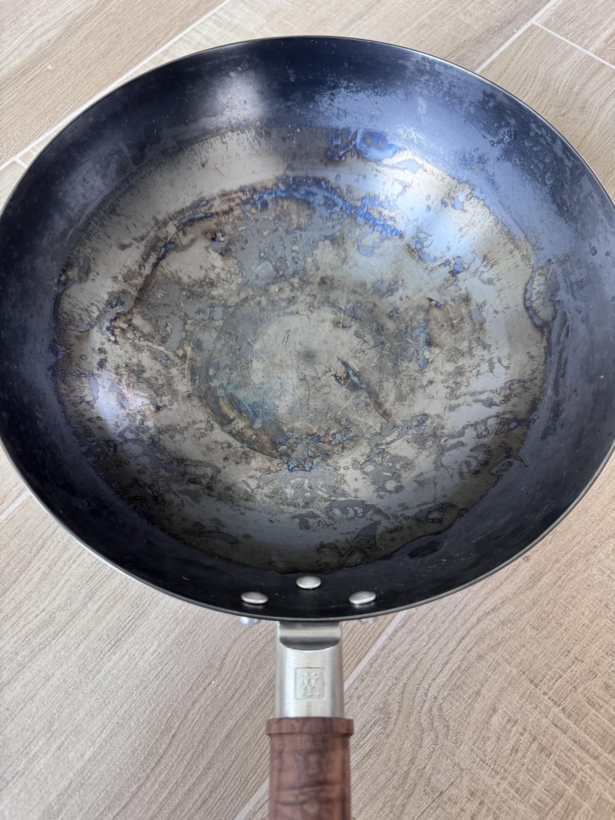 ZWILLING Dragon 12-inch Carbon Steel Wok with Lid customer photo 1