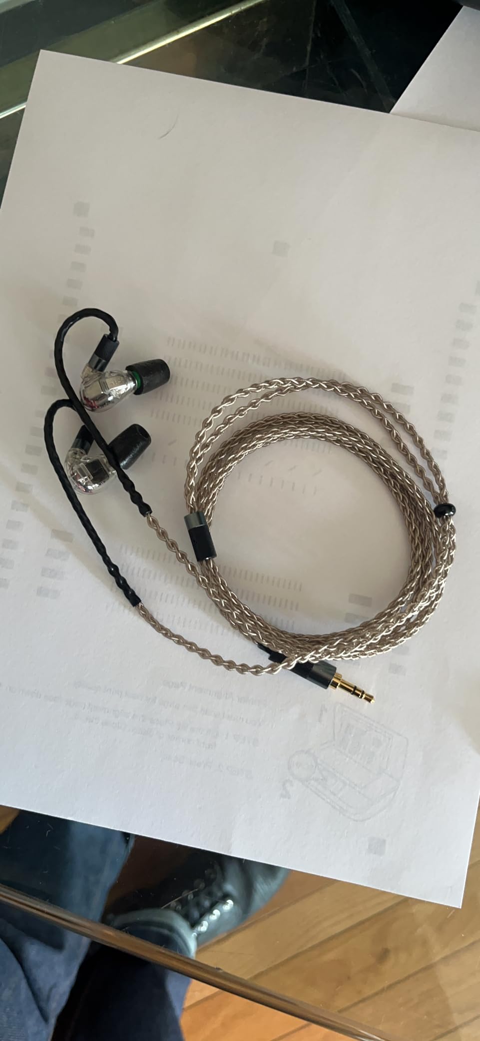 Shure SE846 Gen 2 Sound Isolating Wired Earphones - Clear | Flagship in-ear monitors with four drivers and customizable sound; includes 64-inch detachable cable customer photo 1