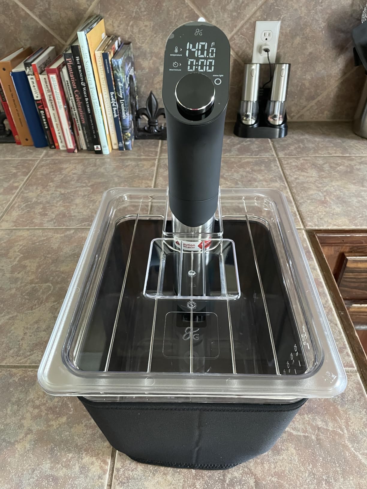 Greater Goods 12 Qt Sous Vide Container with Lid, Rack & Insulated Sleeve | Fits Most Wand-Style Circulators, Reduces Evaporation During Long Cooks, Clear MIN/MAX Fill Marks, Dishwasher Safe, Full Kit customer photo 2