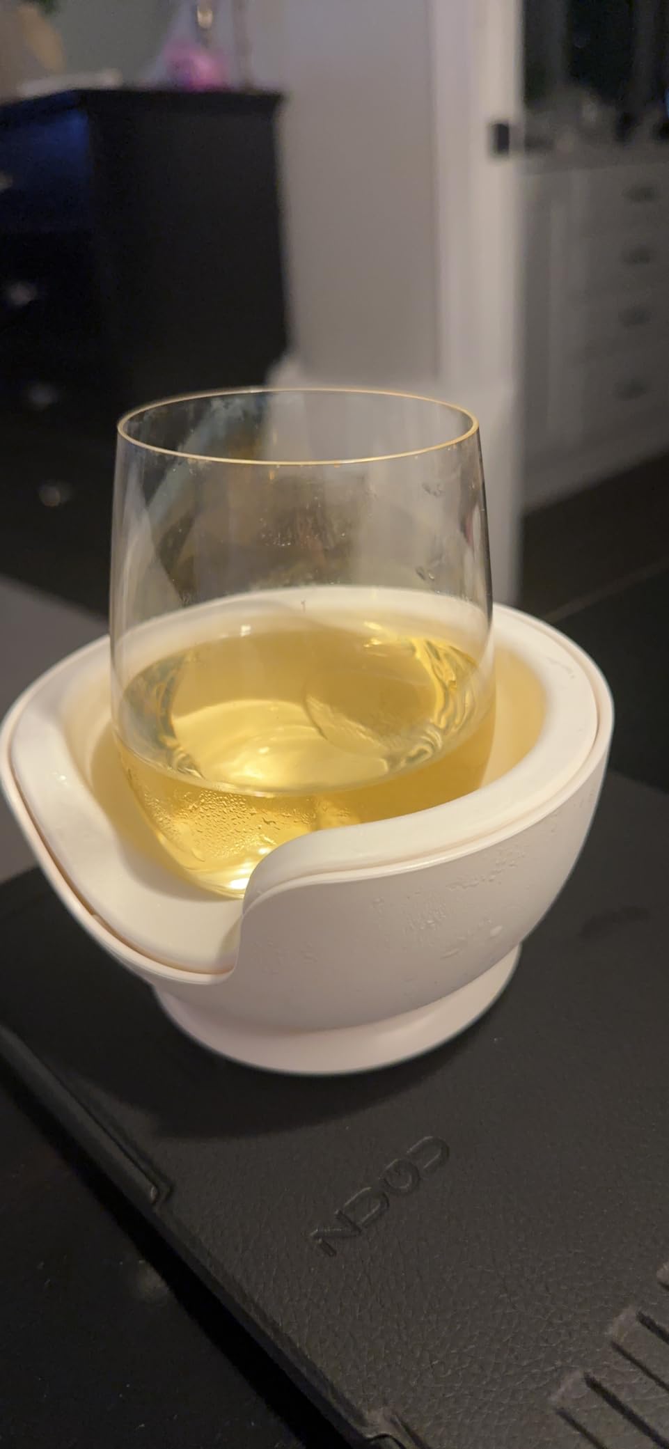 VoChill Stemless Wine Glass Chiller | Keep the Chill In Your Glass | Separable & Refreezable Chill Cradle customer photo 1
