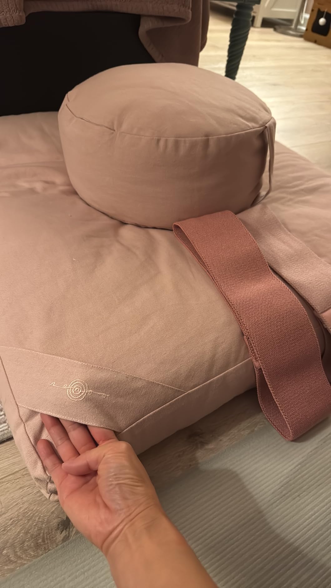 renoo Meditation Cushion Set - Zafu Meditation Pillow and Zabuton Floor Cushion - Adjustable Organic Buckwheat and Cotton Fill - GOTS Certified Cotton Washable Covers - 30x30x10 - Multiple Colors customer photo 2