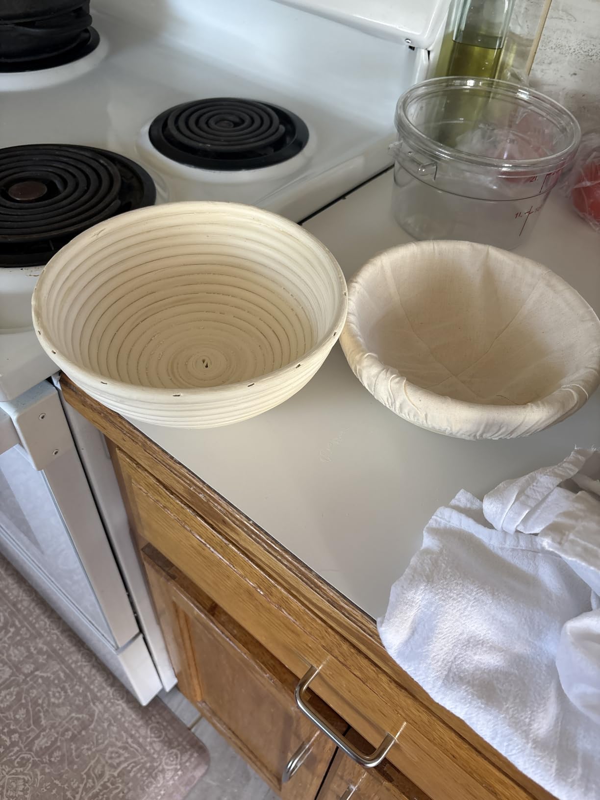 Saint Germain Bakery Premium Round Bread Banneton Basket with Liner - Perfect Brotform Proofing Basket for Making Beautiful Bread (9 inch) customer photo 1