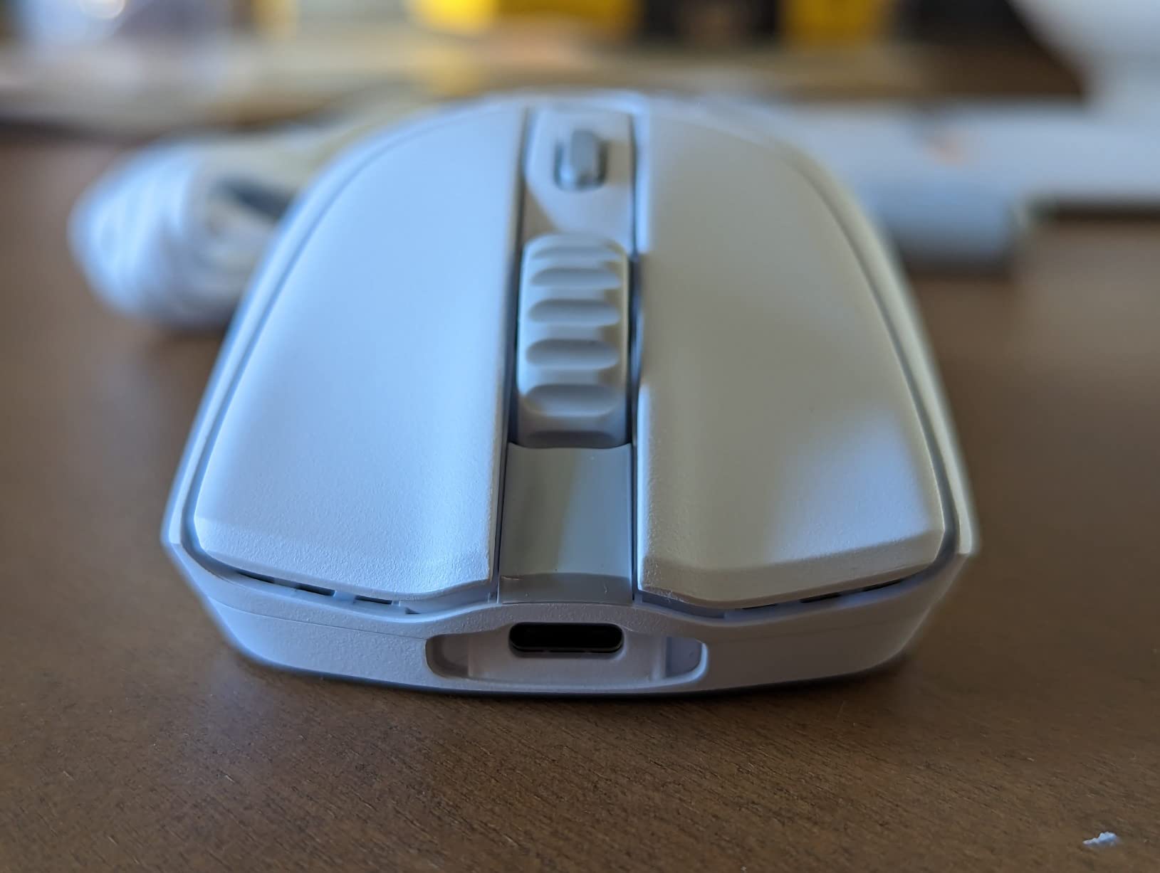 Glorious Model O 2 Wireless Gaming Mouse - Hybrid 2.4GHz & Bluetooth Wireless, 68g Superlight, Long Battery Life, 26k BAMF 2.0 Sensor, RGB, Ambidextrous, 6 Buttons, PTFE Feet - White customer photo 1