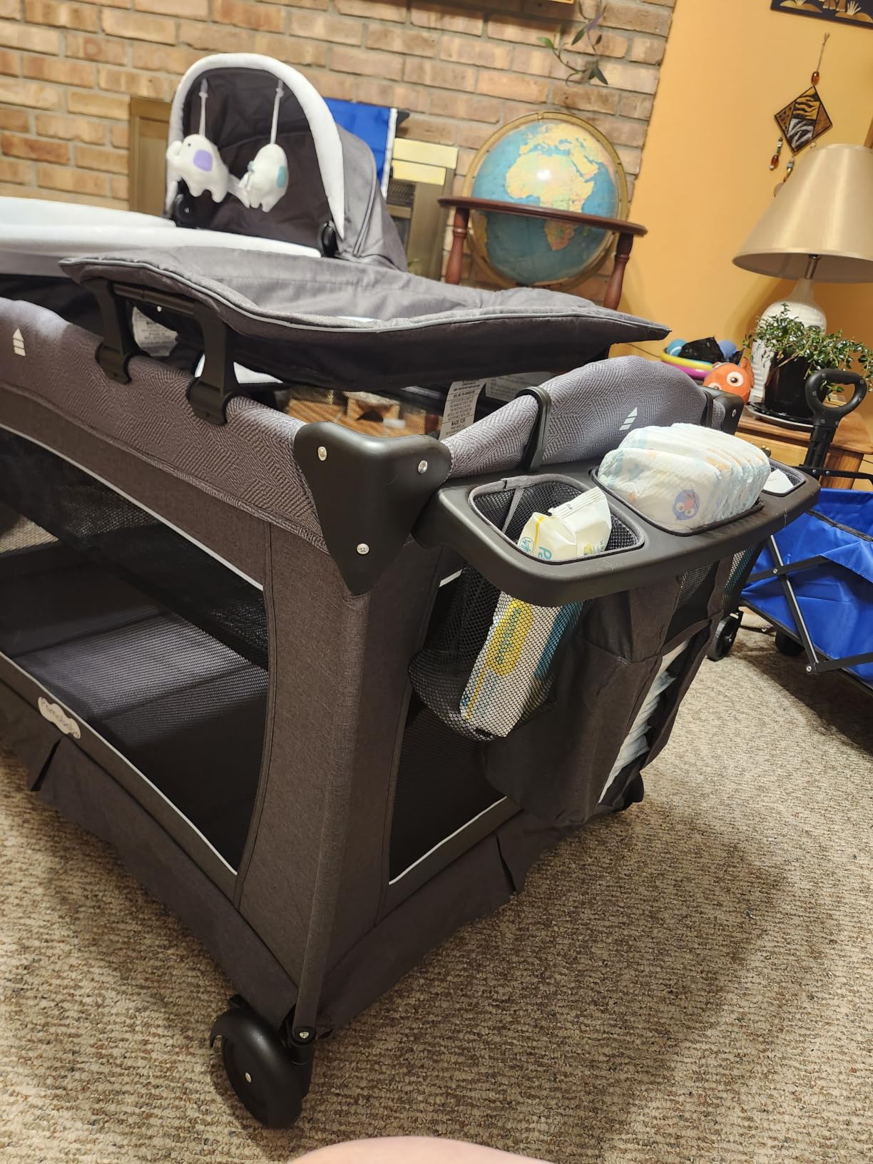 Pamo Babe Pack and Play 4-in-1 Baby Playard with Bassinet & Changing Table customer photo 2