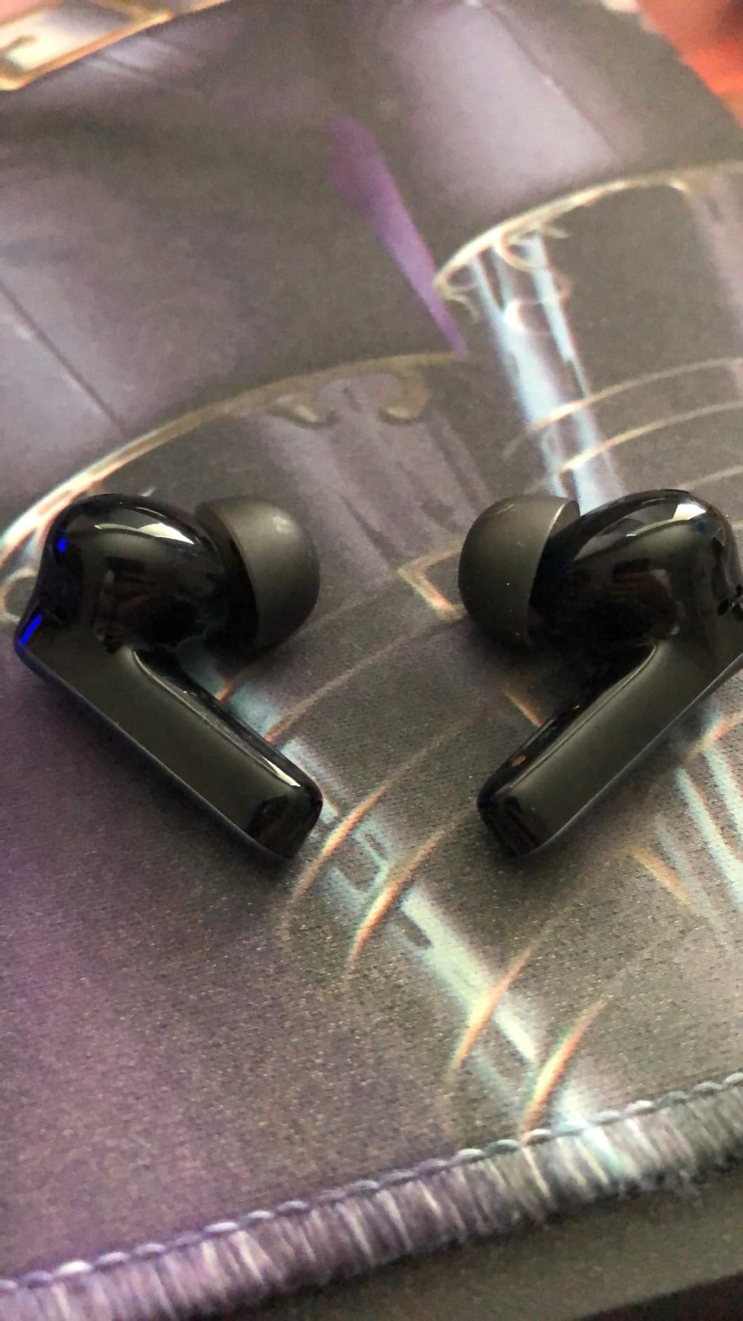 EarFun Air Pro 3 Noise Cancelling Wireless Earbuds Qualcomm aptX Adaptive | 6 Mics cVc 8.0 ENC, Bluetooth 5.3 Earbuds, Multipoint Connection, 45H Playtime, App Customize EQ, Wireless Charging customer photo 1