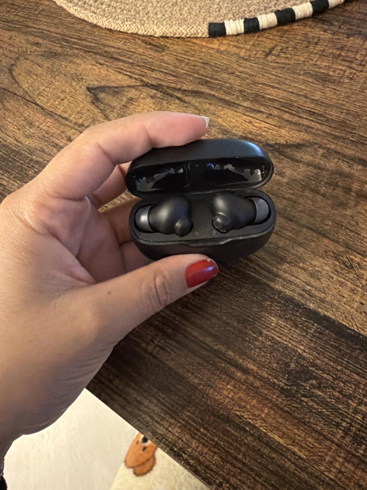 JBL Vibe Beam - True Wireless Earbuds - Black | JBL Deep Bass Sound, Comfortable fit, Up to 32 8h 24h total hours of battery life with speed charging customer photo 1